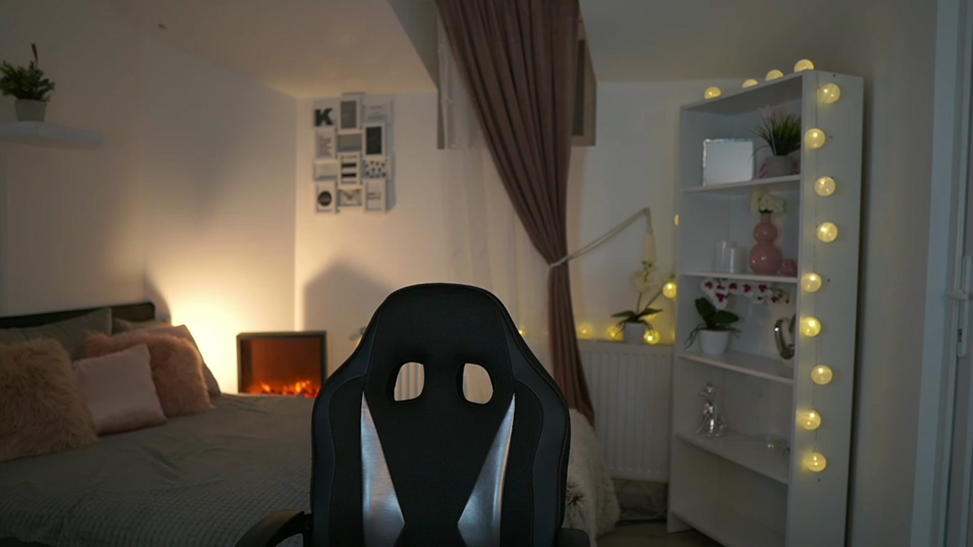 Gallery image thumbnail from Shy_jane's myfreecams stream on, 01/29/2023, 11:33 image 2 of 20