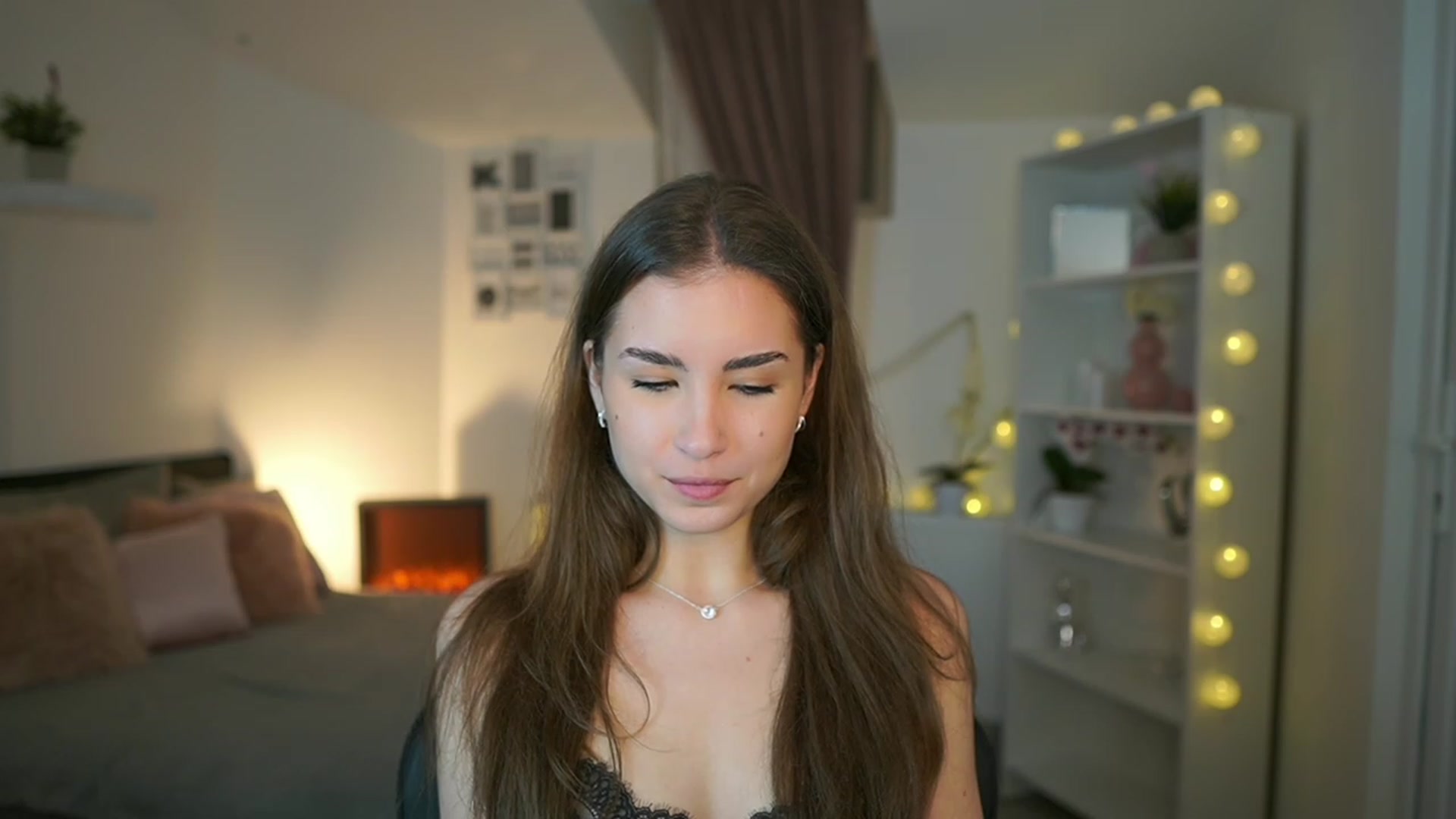 Gallery image thumbnail from Shy_jane's myfreecams stream on, 01/29/2023, 13:40 image 11 of 20