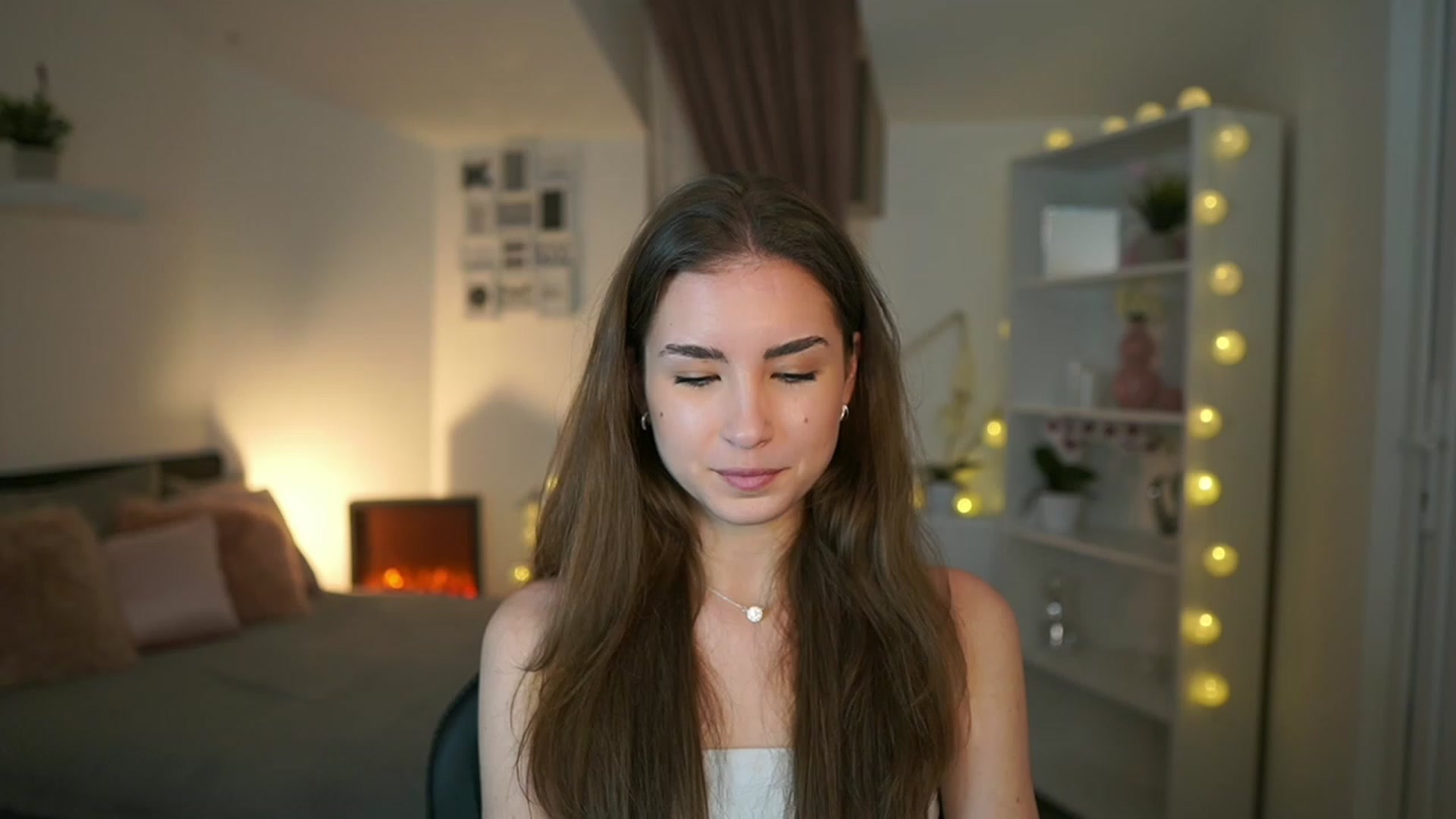 Gallery image thumbnail from Shy_jane's myfreecams stream on, 01/29/2023, 17:05 image 17 of 20