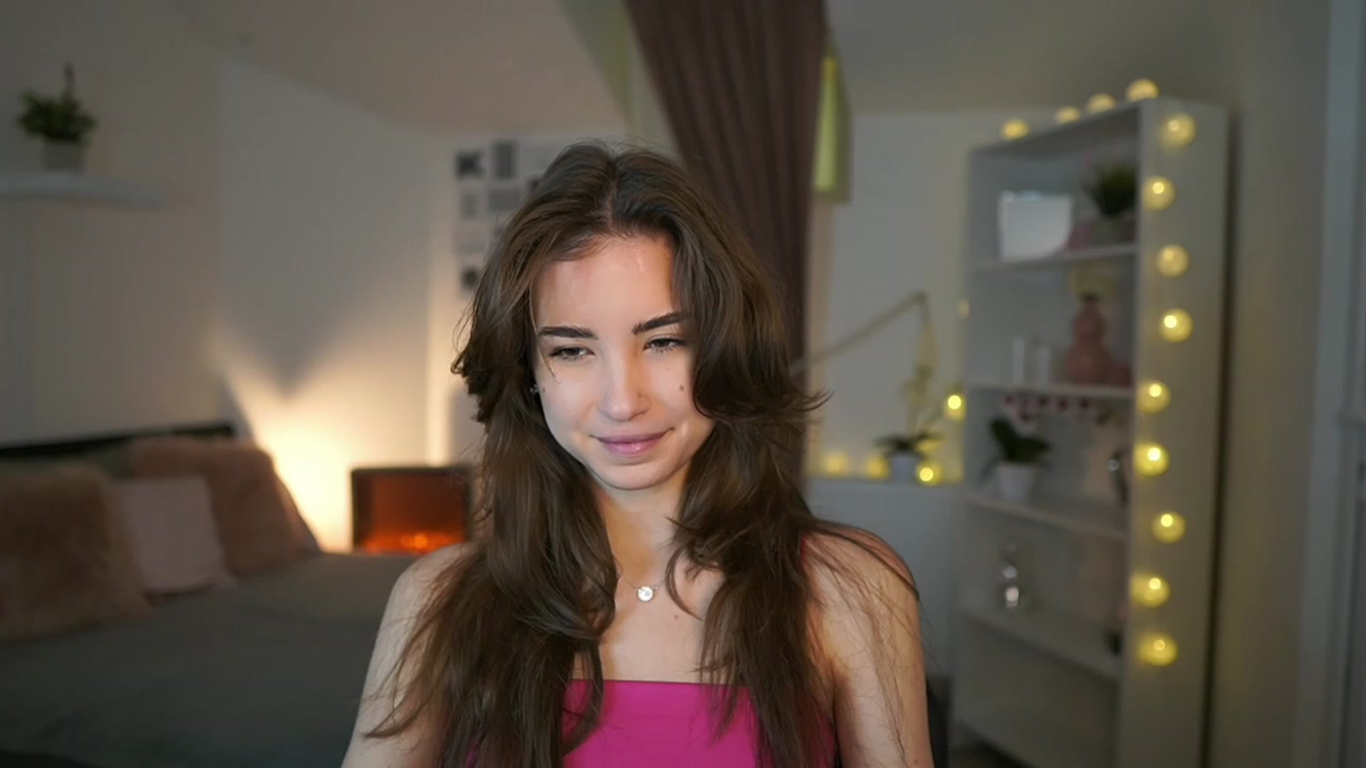 Gallery image thumbnail from Shy_jane's myfreecams stream on, 02/02/2023, 11:21 image 1 of 20