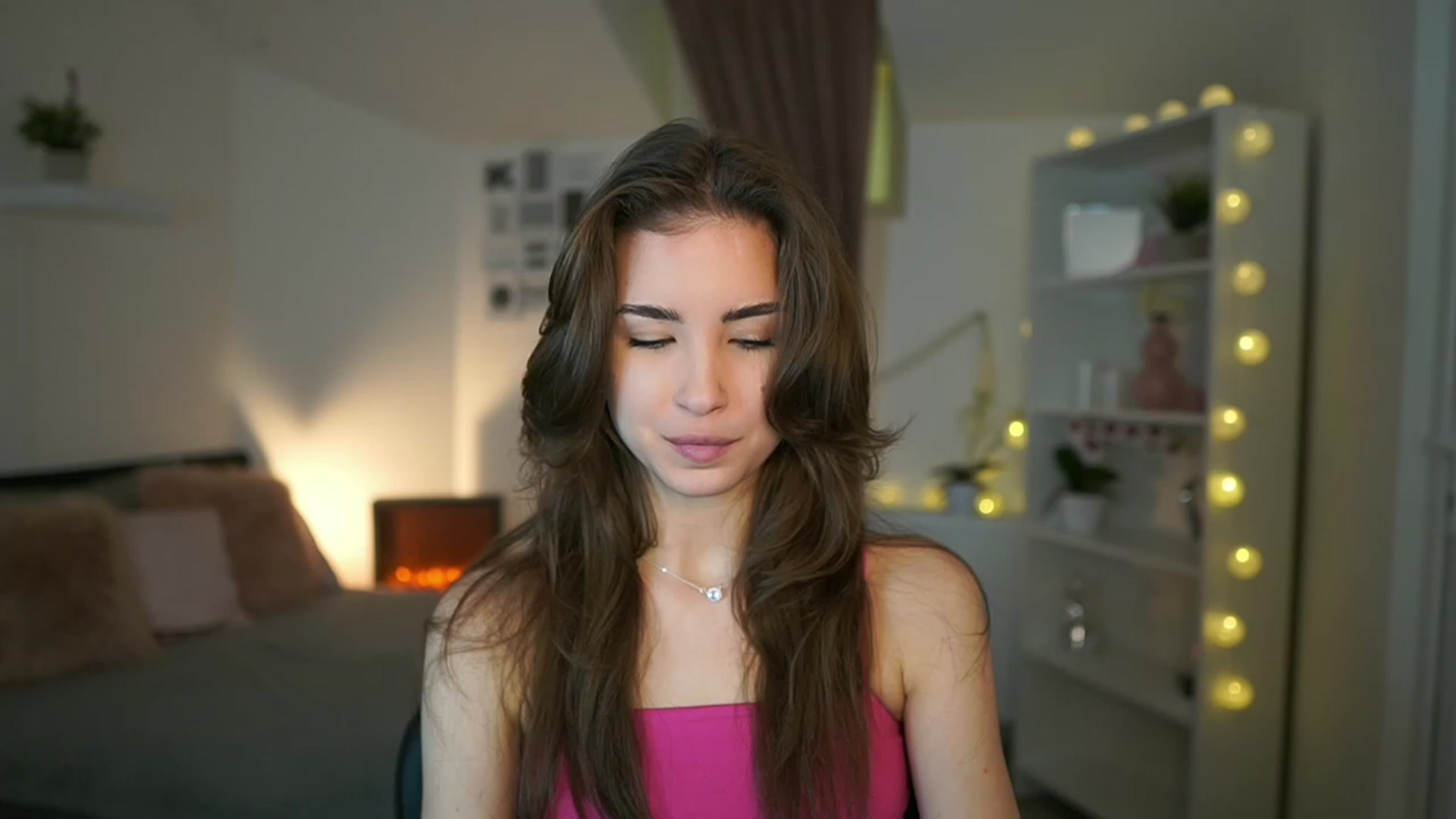 Gallery image thumbnail from Shy_jane's myfreecams stream on, 02/02/2023, 11:21 image 9 of 20