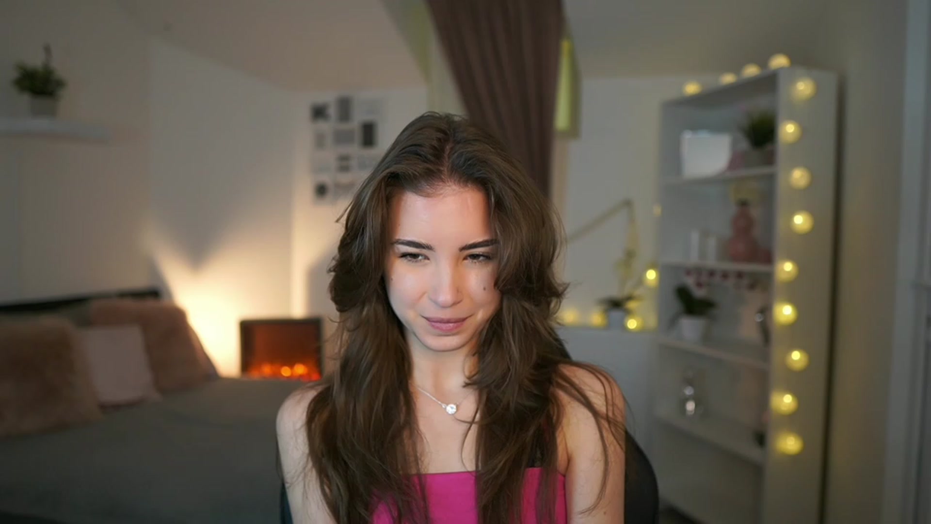 Gallery image thumbnail from Shy_jane's myfreecams stream on, 02/02/2023, 12:13 image 2 of 20