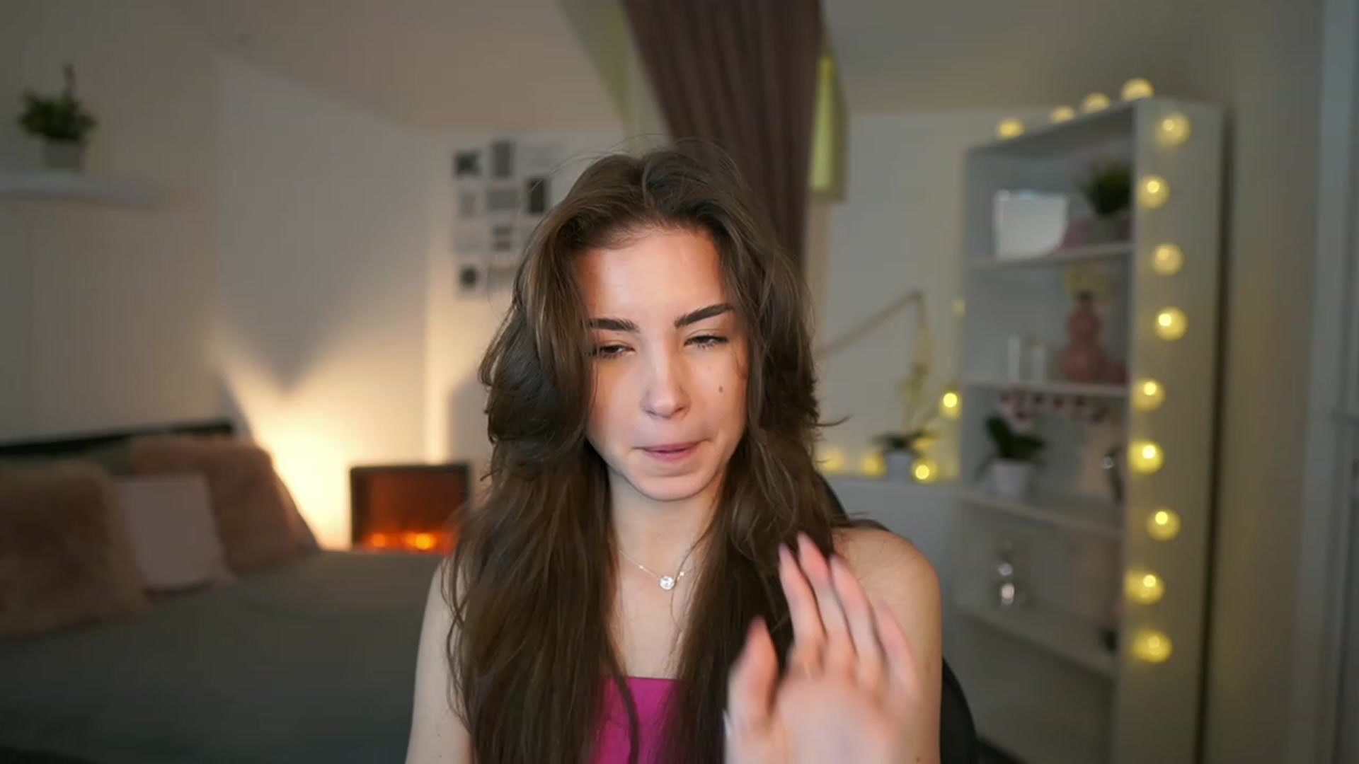 Gallery image thumbnail from Shy_jane's myfreecams stream on, 02/02/2023, 12:13 image 18 of 20