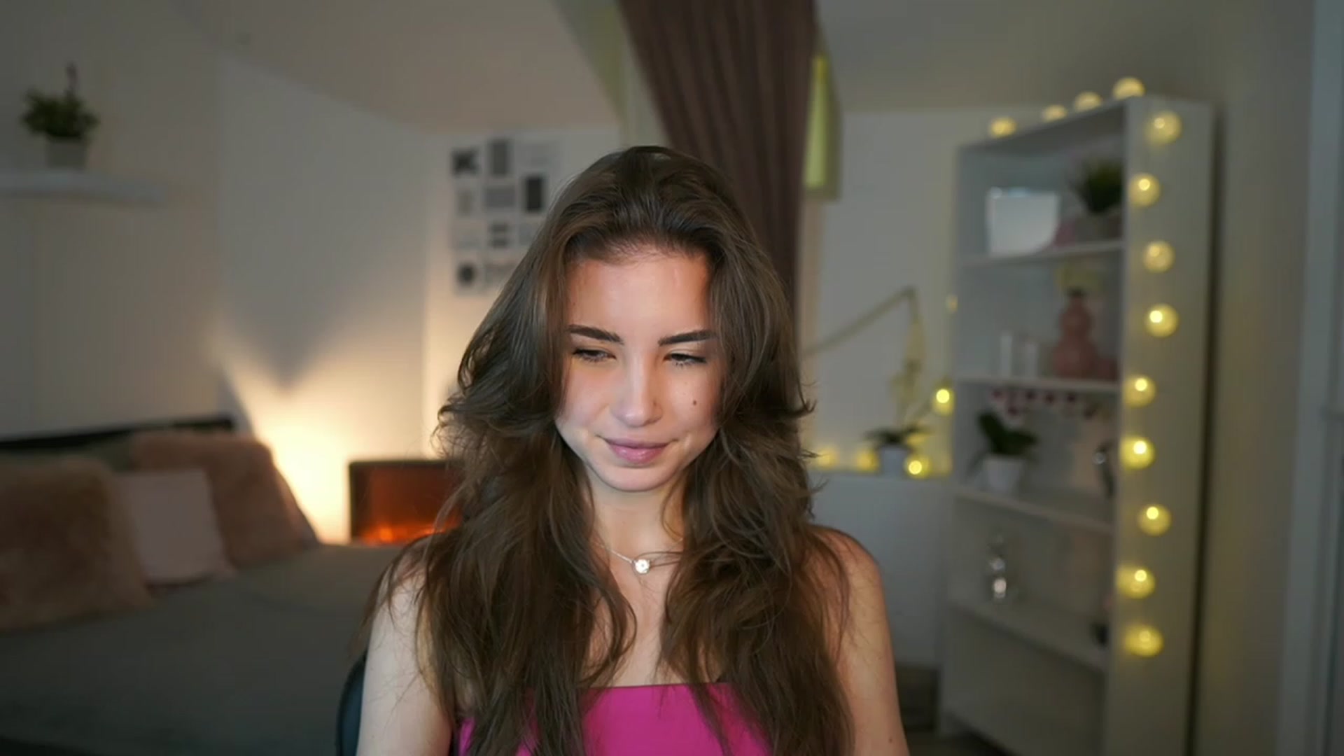 Gallery image thumbnail from Shy_jane's myfreecams stream on, 02/02/2023, 14:47 image 17 of 20