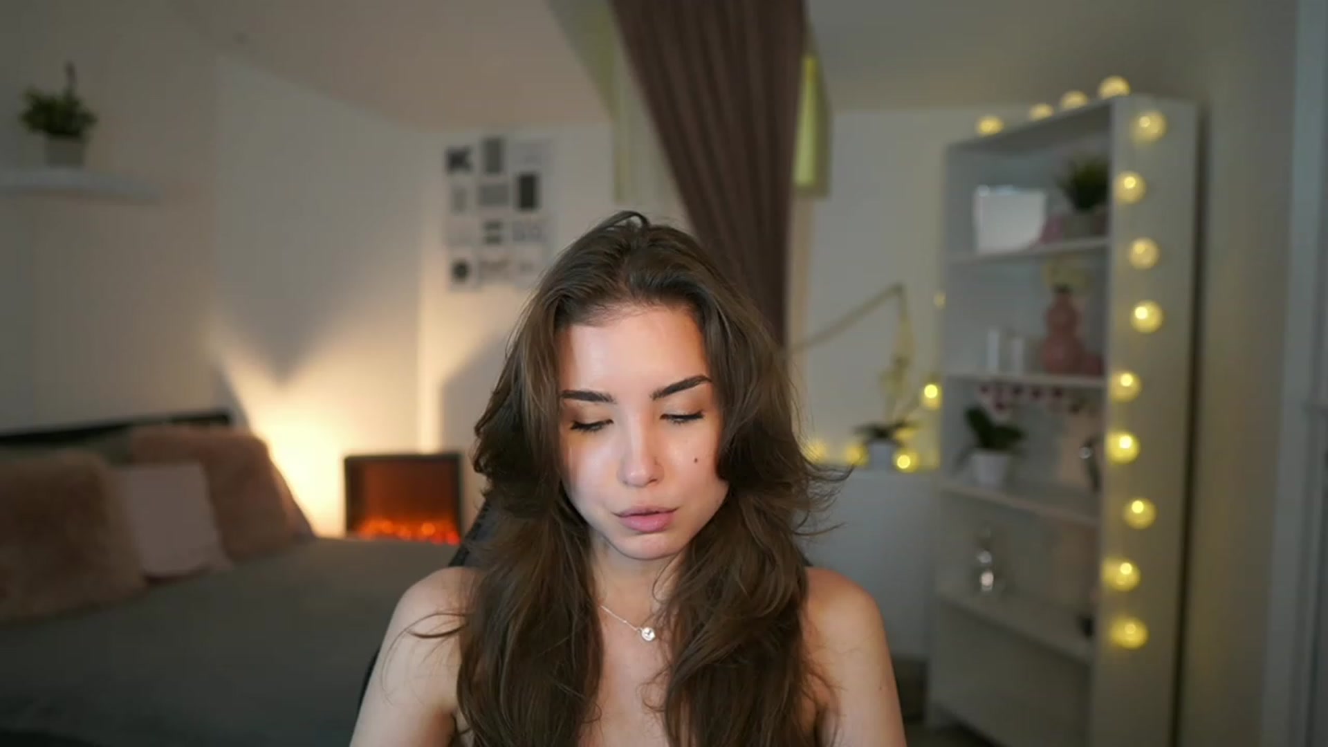 Gallery image thumbnail from Shy_jane's myfreecams stream on, 02/02/2023, 17:13 image 15 of 20