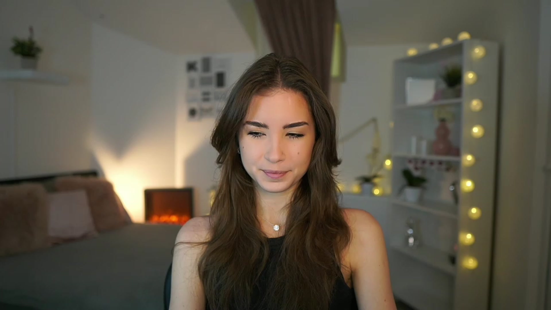 Gallery image thumbnail from Shy_jane's myfreecams stream on, 02/03/2023, 10:16 image 3 of 20