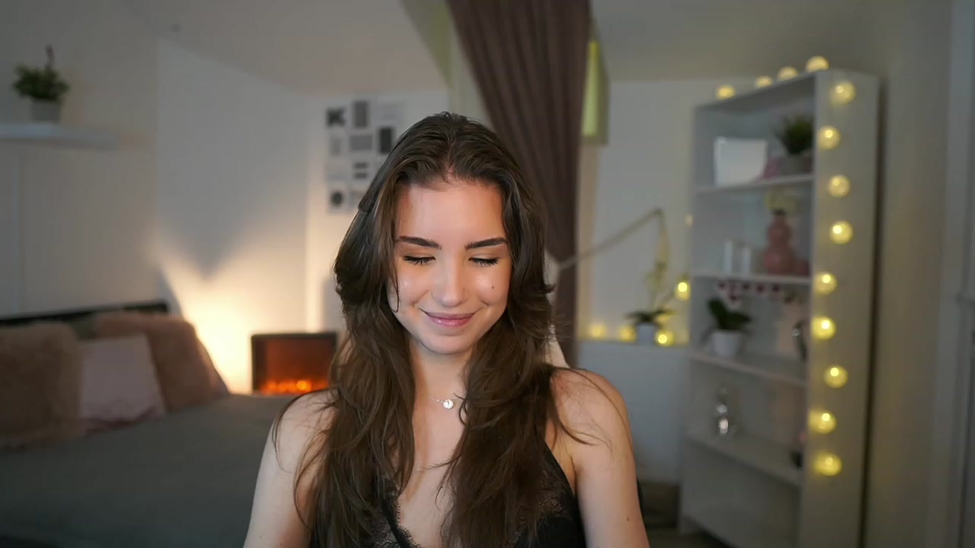 Gallery image thumbnail from Shy_jane's myfreecams stream on, 02/03/2023, 14:12 image 20 of 20