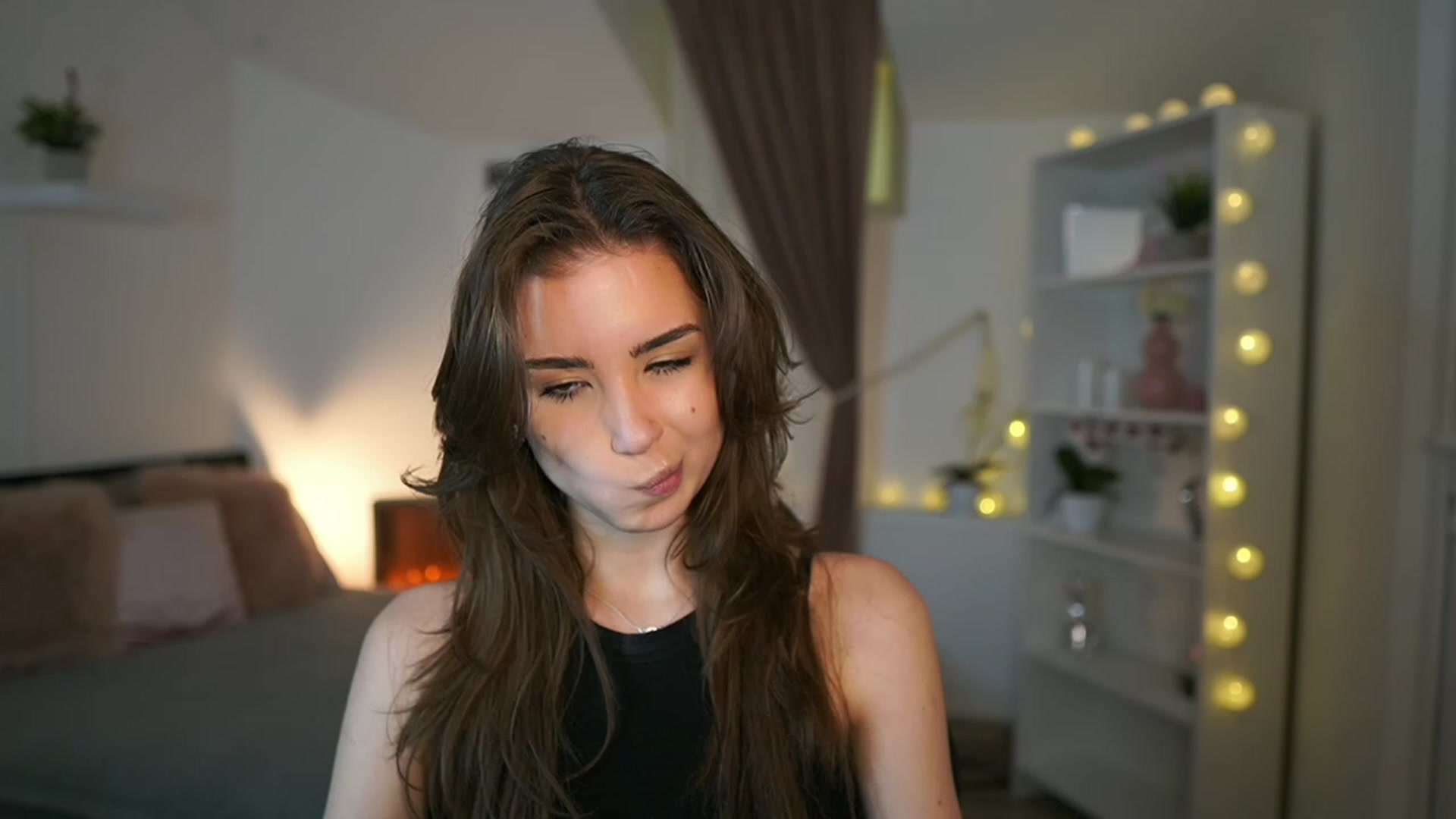 Gallery image thumbnail from Shy_jane's myfreecams stream on, 02/03/2023, 16:10 image 20 of 20