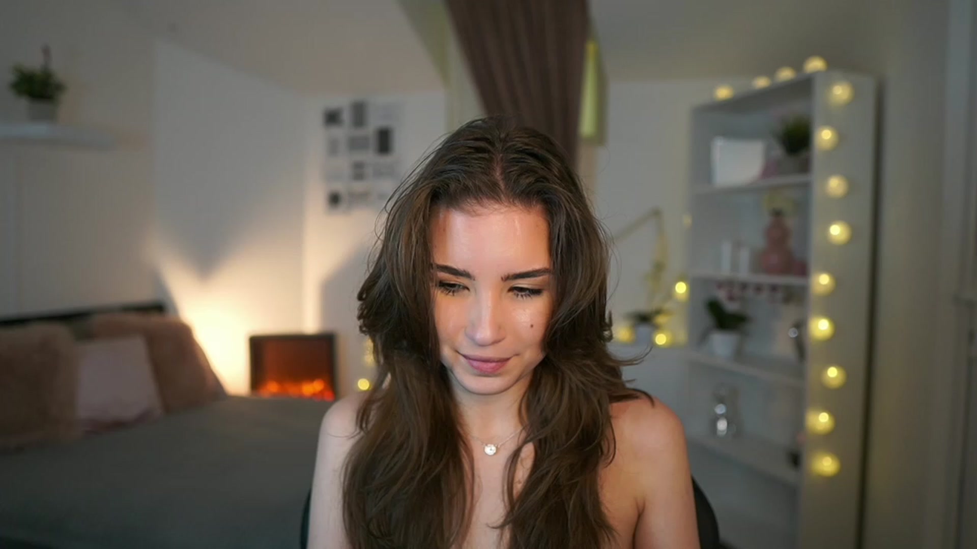 Gallery image thumbnail from Shy_jane's myfreecams stream on, 02/03/2023, 17:00 image 20 of 20