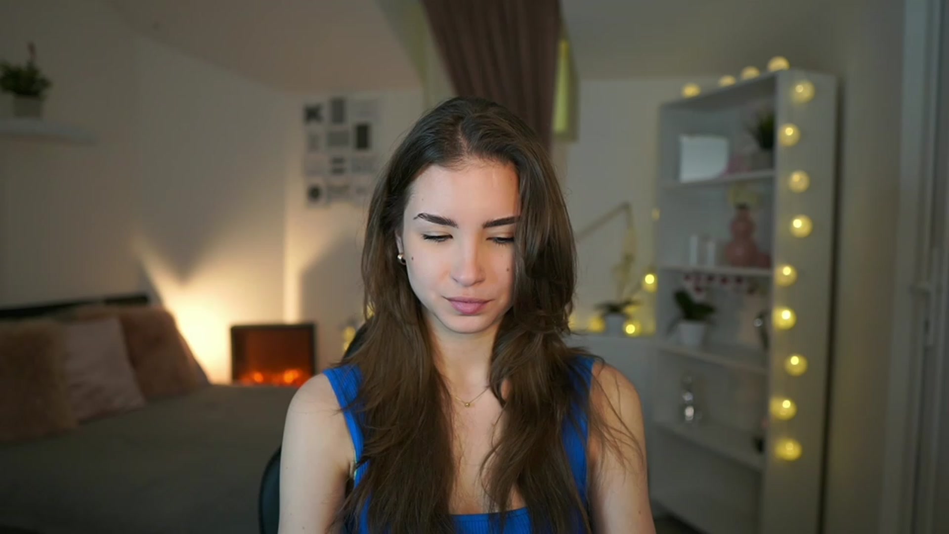 Gallery image thumbnail from Shy_jane's myfreecams stream on, 02/06/2023, 16:23 image 2 of 20