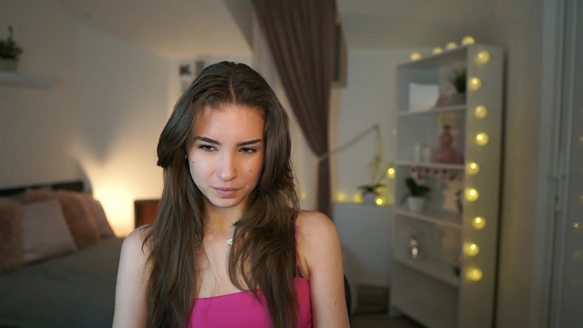 Gallery image thumbnail from Shy_jane's myfreecams stream on, 02/09/2023, 15:36 image 19 of 20