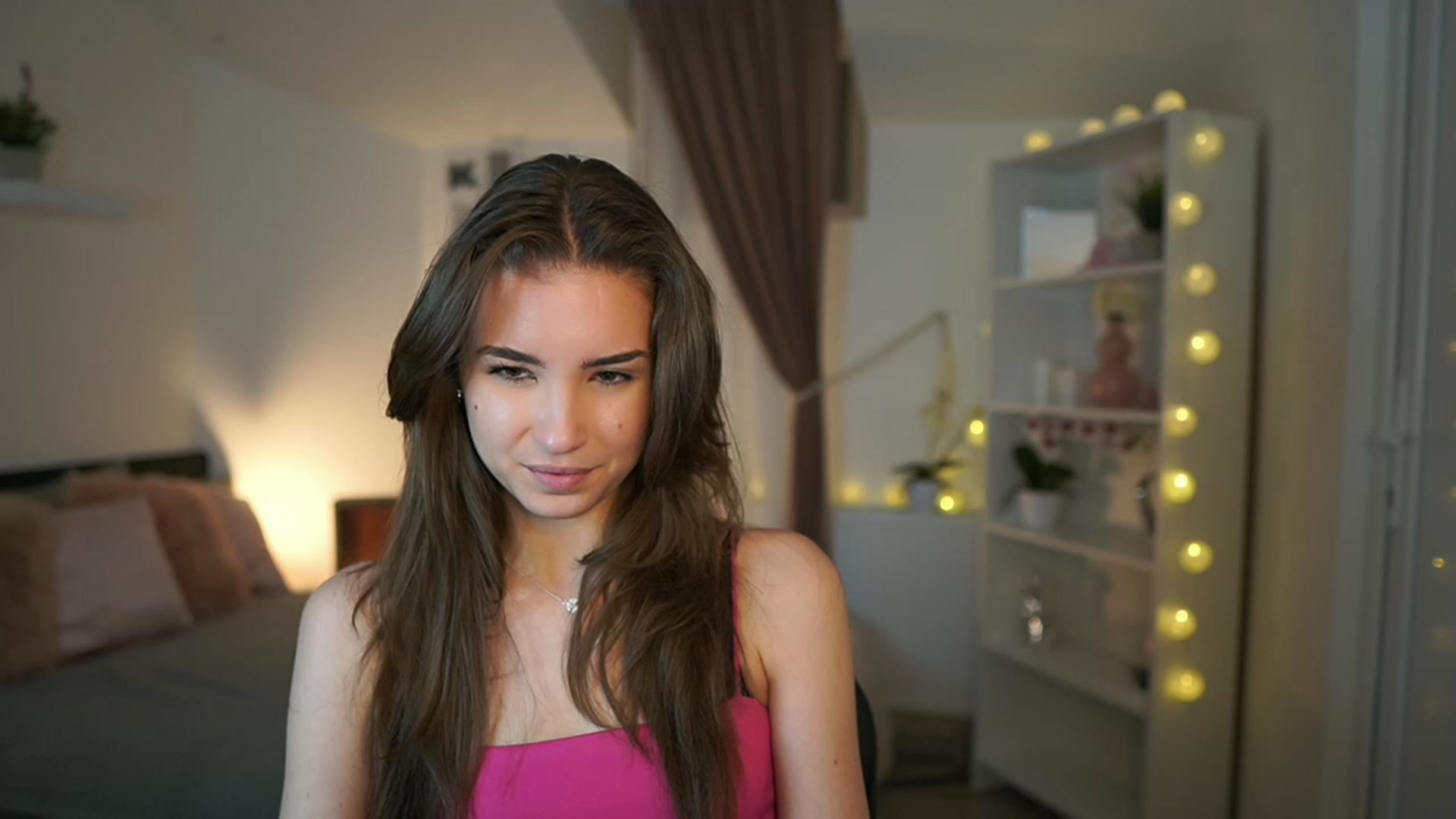 Gallery image thumbnail from Shy_jane's myfreecams stream on, 02/09/2023, 15:36 image 20 of 20