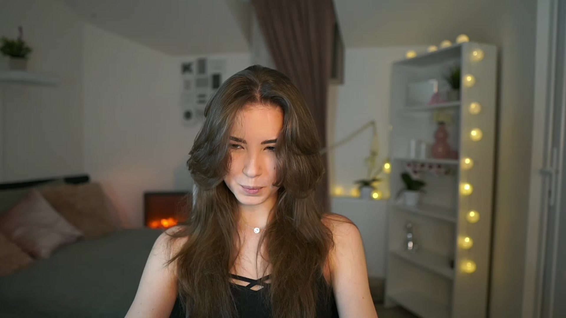 Gallery image thumbnail from Shy_jane's myfreecams stream on, 02/15/2023, 14:19 image 16 of 20