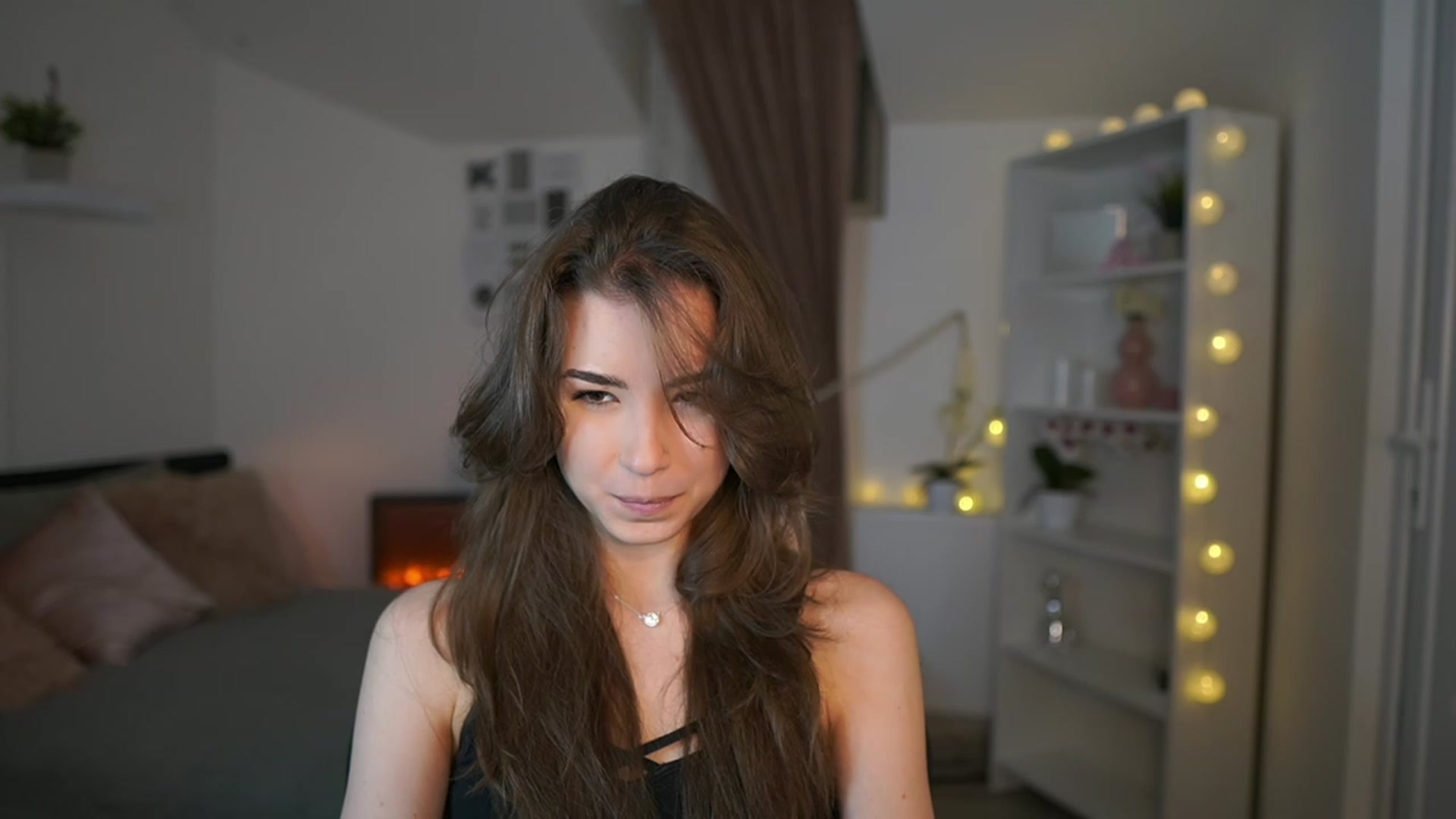 Gallery image thumbnail from Shy_jane's myfreecams stream on, 02/15/2023, 14:53 image 20 of 20