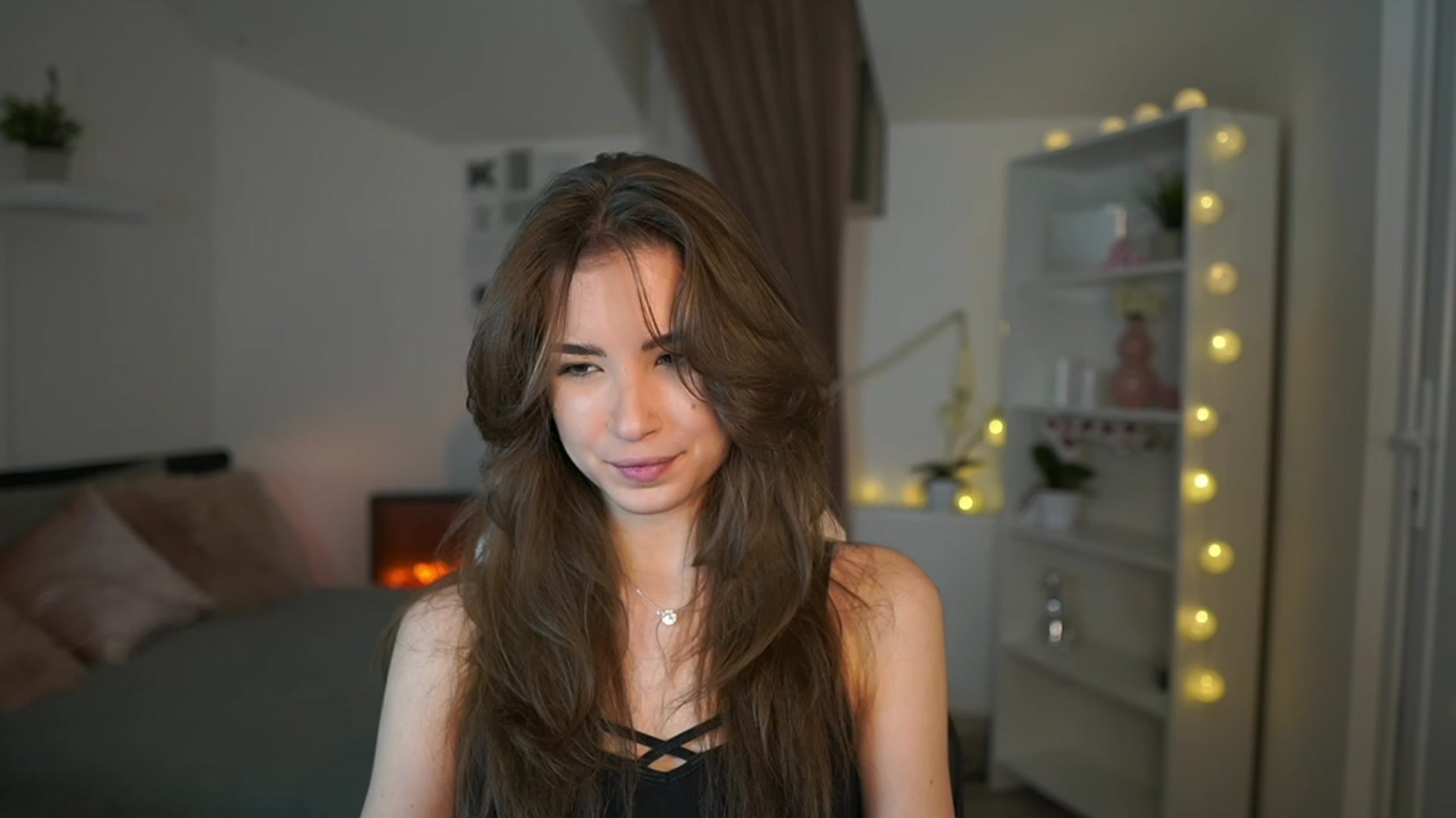 Gallery image thumbnail from Shy_jane's myfreecams stream on, 02/15/2023, 16:18 image 20 of 20