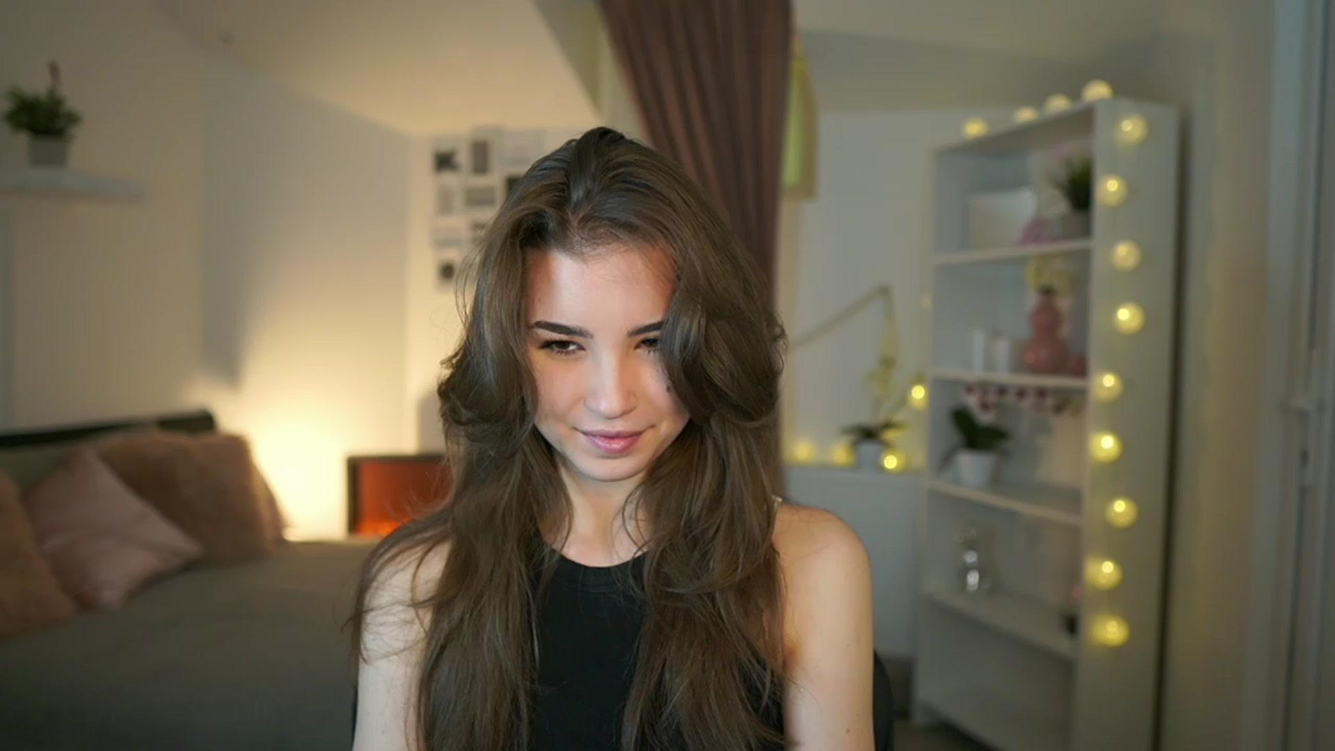 Gallery image thumbnail from Shy_jane's myfreecams stream on, 02/16/2023, 09:55 image 6 of 20