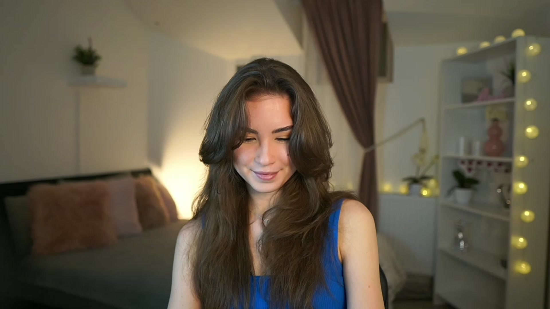 Gallery image thumbnail from Shy_jane's myfreecams stream on, 02/23/2023, 09:56 image 13 of 20