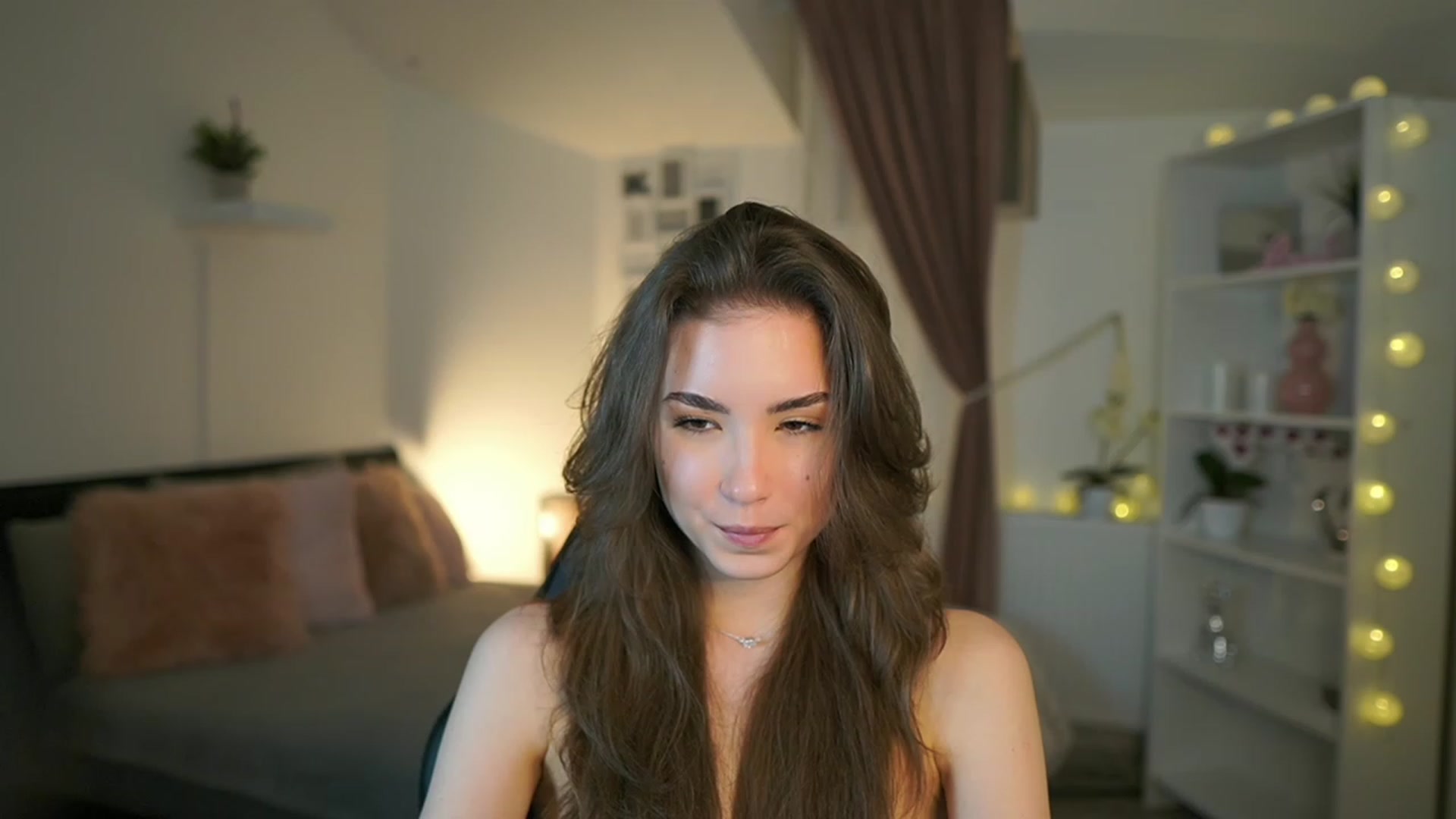 Gallery image thumbnail from Shy_jane's myfreecams stream on, 02/23/2023, 11:13 image 20 of 20