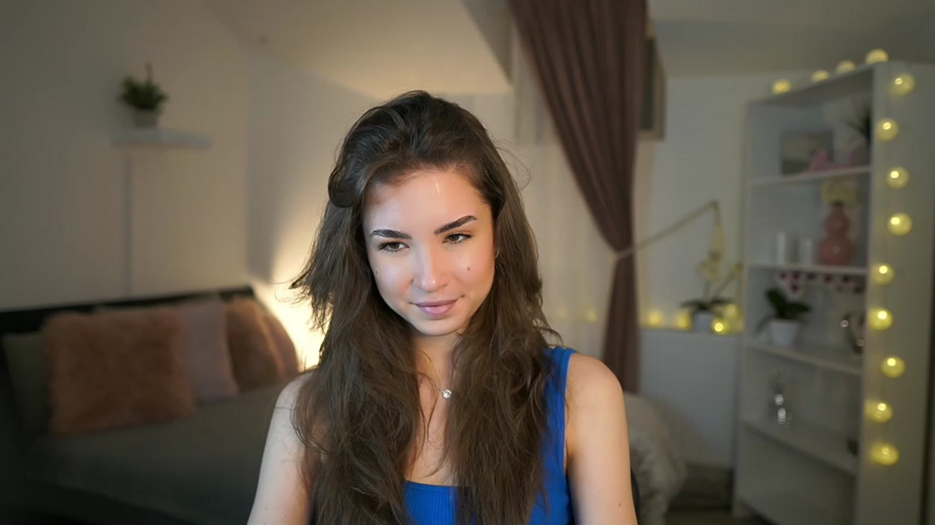 Gallery image thumbnail from Shy_jane's myfreecams stream on, 02/23/2023, 11:50 image 8 of 20