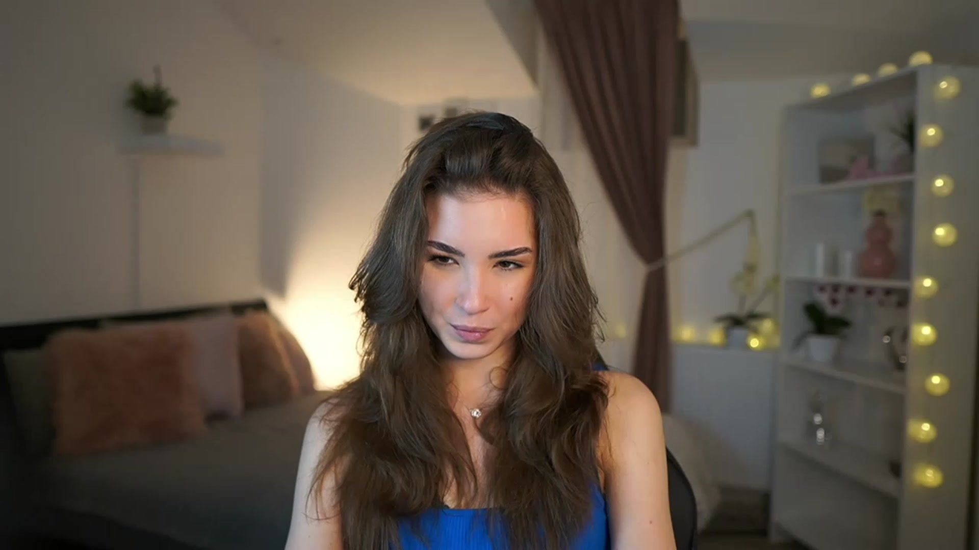 Gallery image thumbnail from Shy_jane's myfreecams stream on, 02/23/2023, 13:59 image 4 of 20