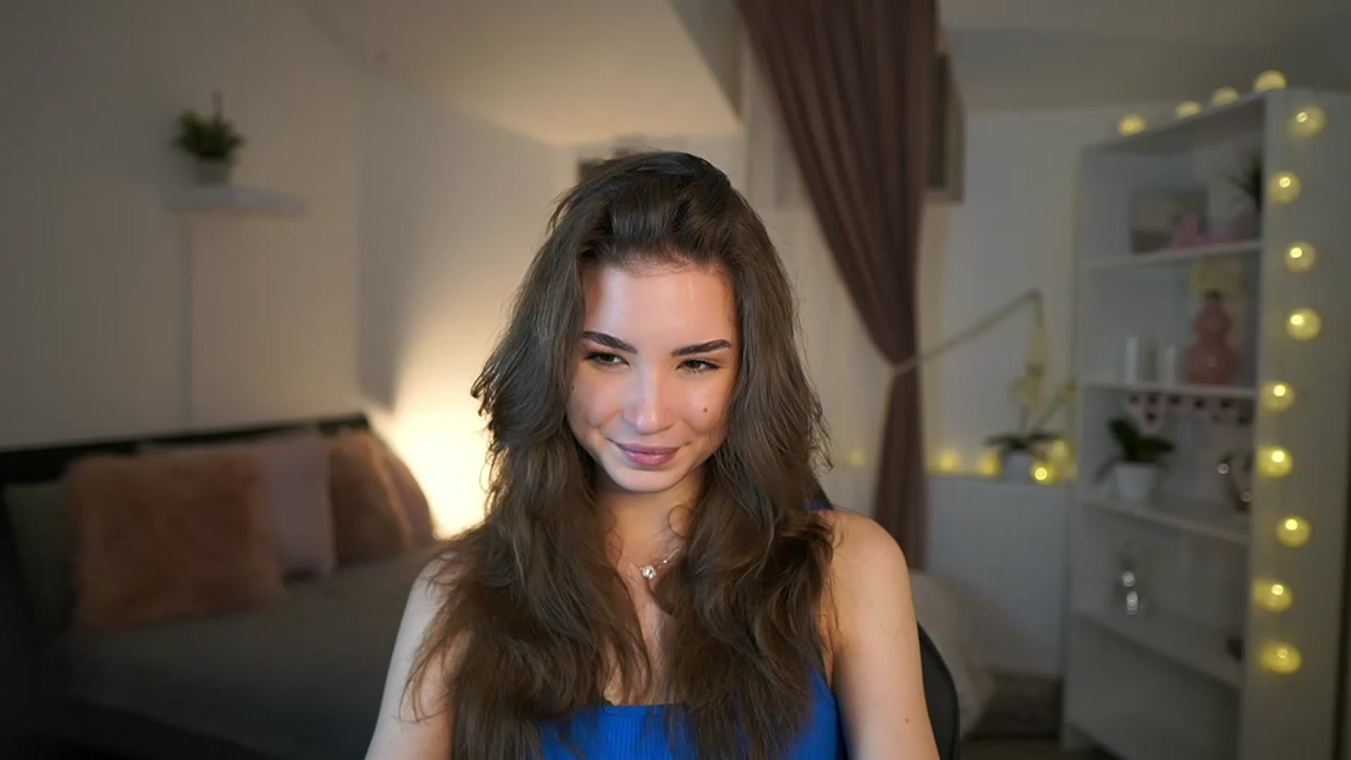 Gallery image thumbnail from Shy_jane's myfreecams stream on, 02/23/2023, 13:59 image 3 of 20