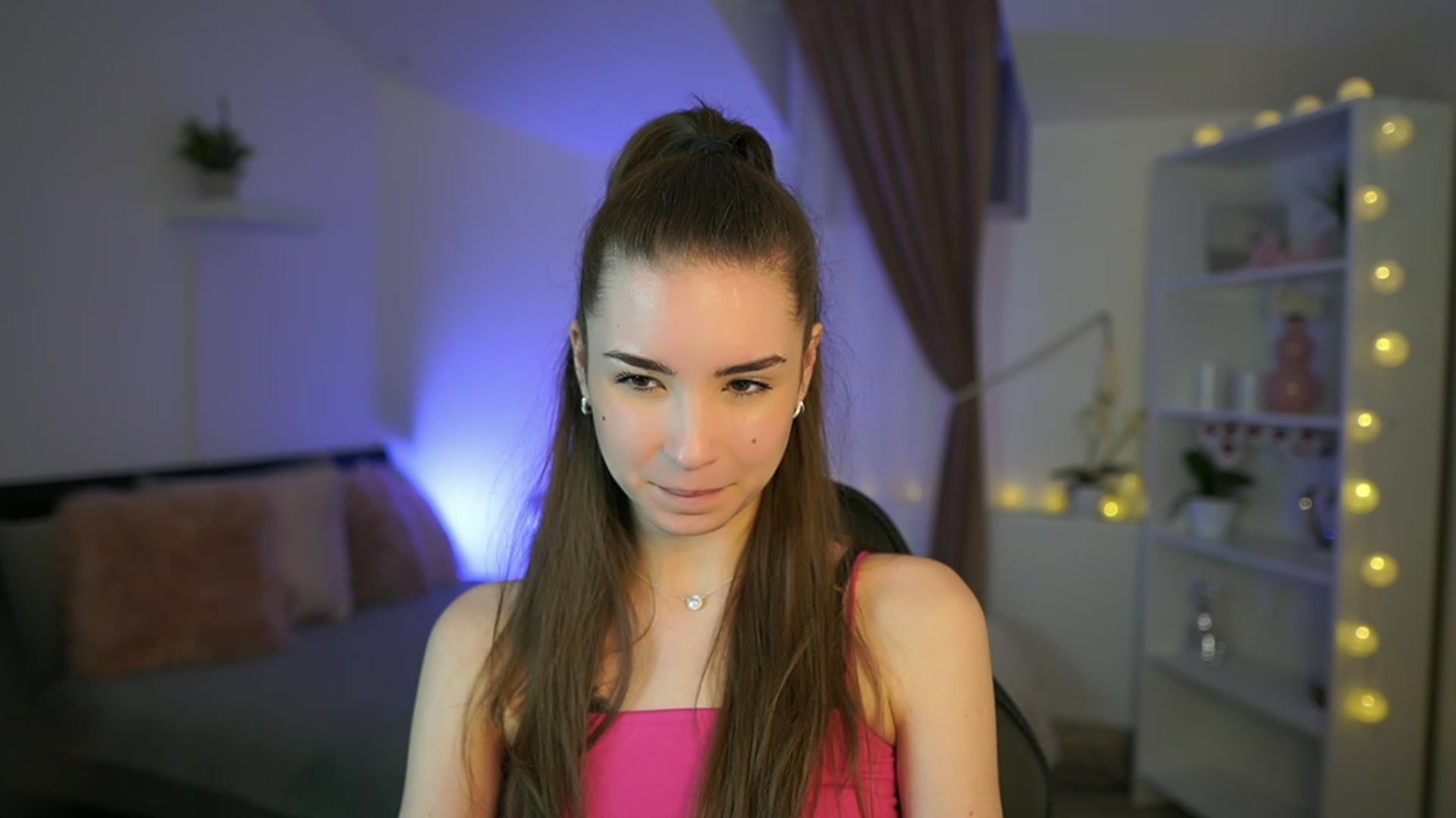 Gallery image thumbnail from Shy_jane's myfreecams stream on, 02/26/2023, 13:29 image 15 of 20