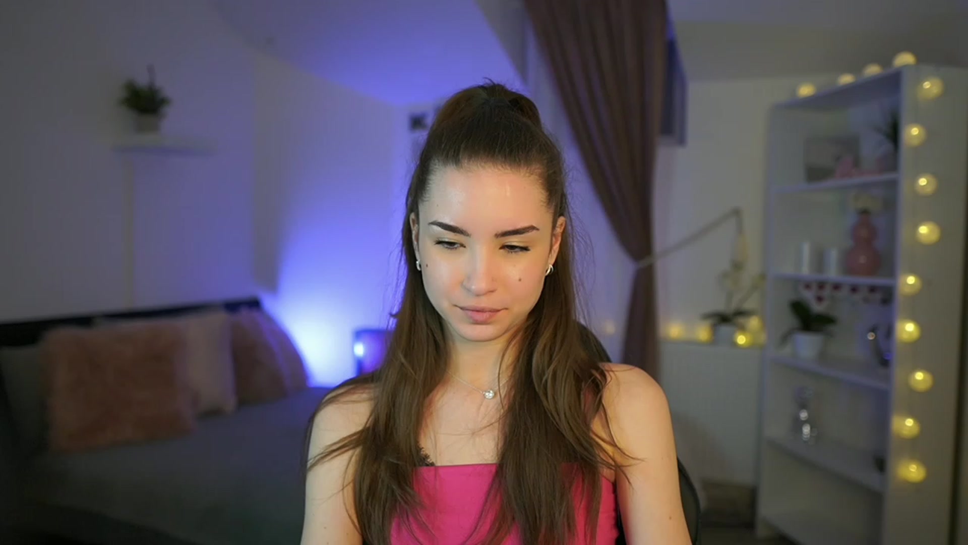 Gallery image thumbnail from Shy_jane's myfreecams stream on, 02/26/2023, 13:29 image 2 of 20
