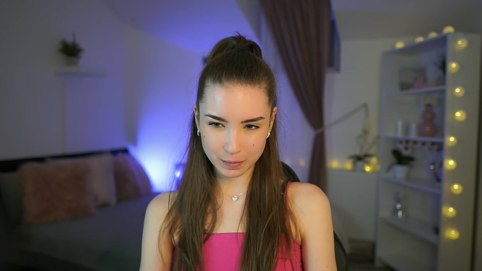Gallery image thumbnail from Shy_jane's myfreecams stream on, 02/26/2023, 13:29 image 14 of 20