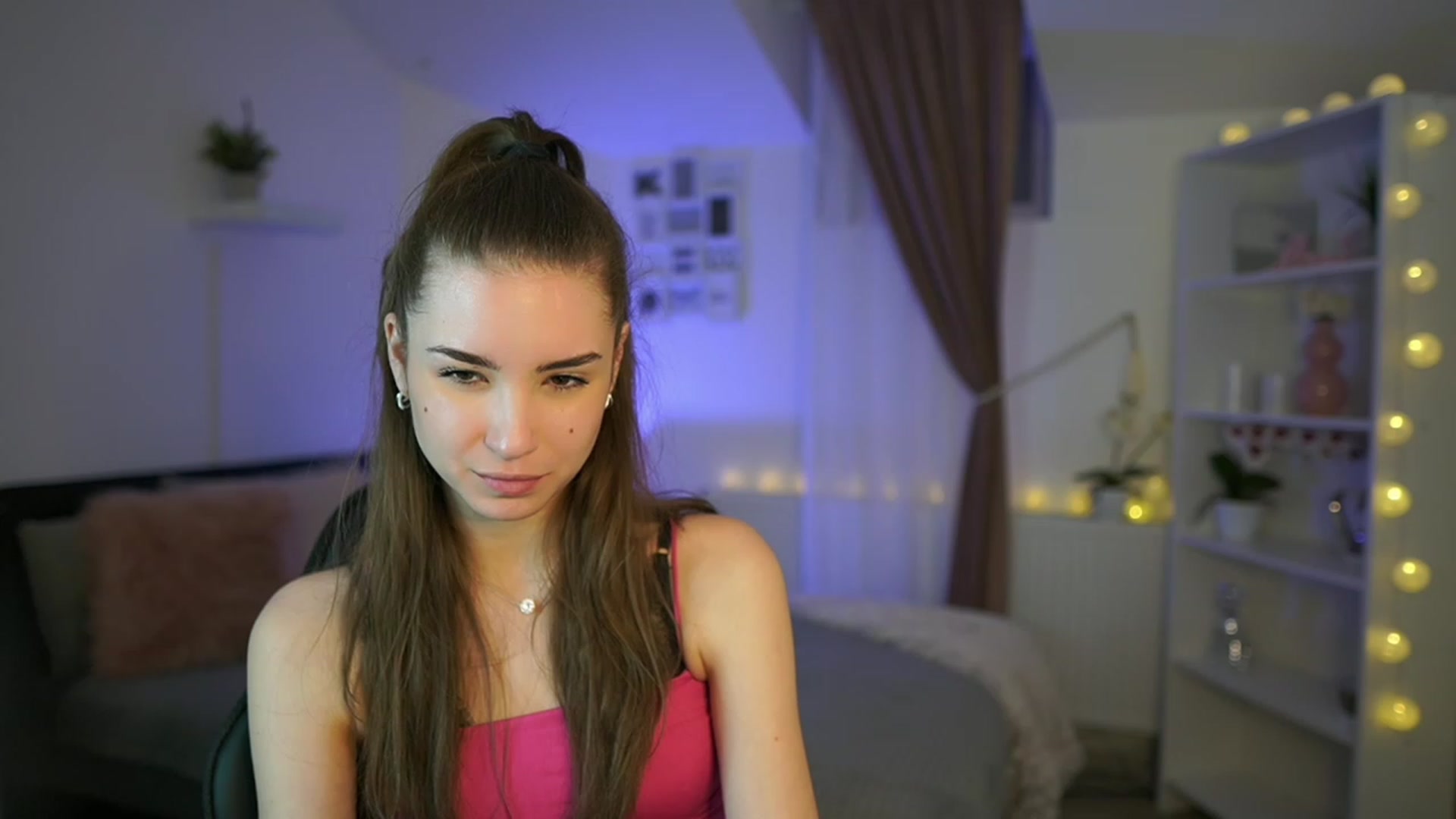 Gallery image thumbnail from Shy_jane's myfreecams stream on, 02/26/2023, 14:14 image 18 of 20