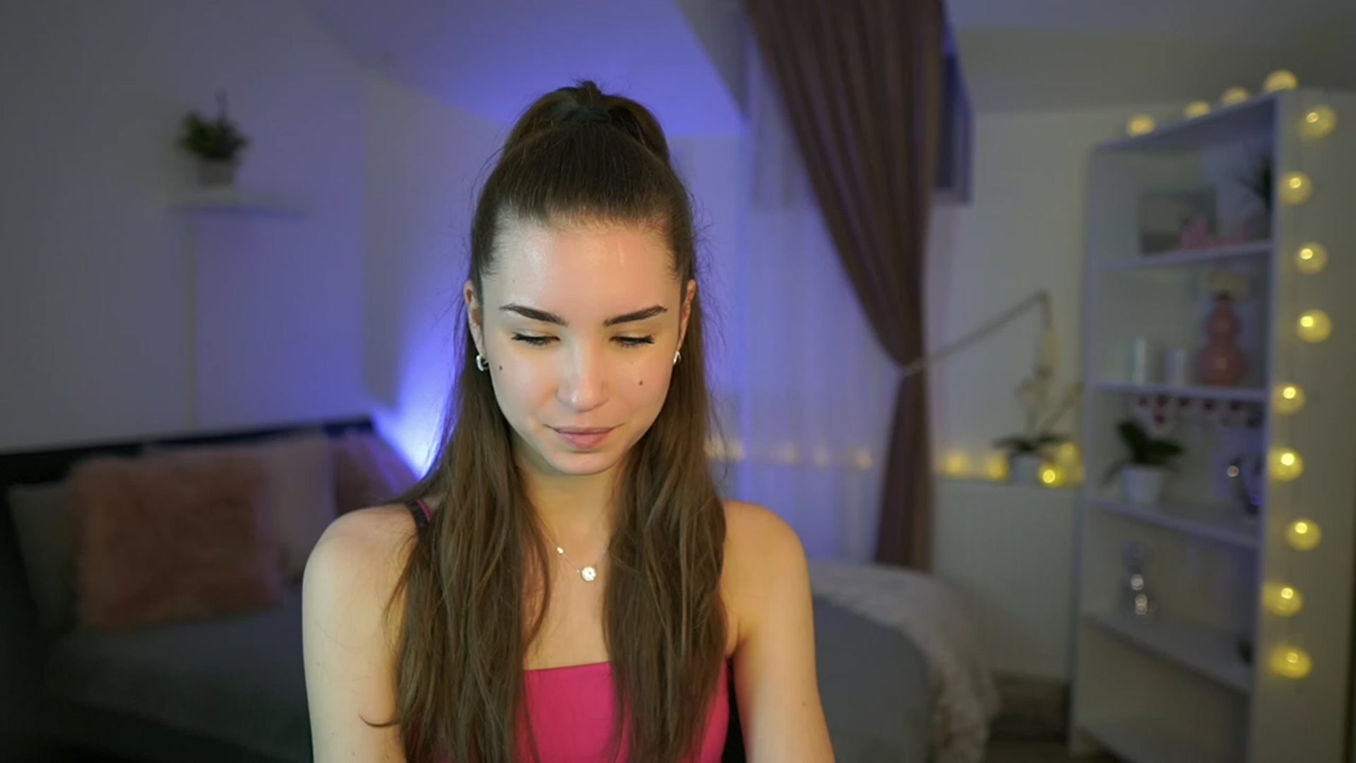 Gallery image thumbnail from Shy_jane's myfreecams stream on, 02/26/2023, 14:14 image 8 of 20