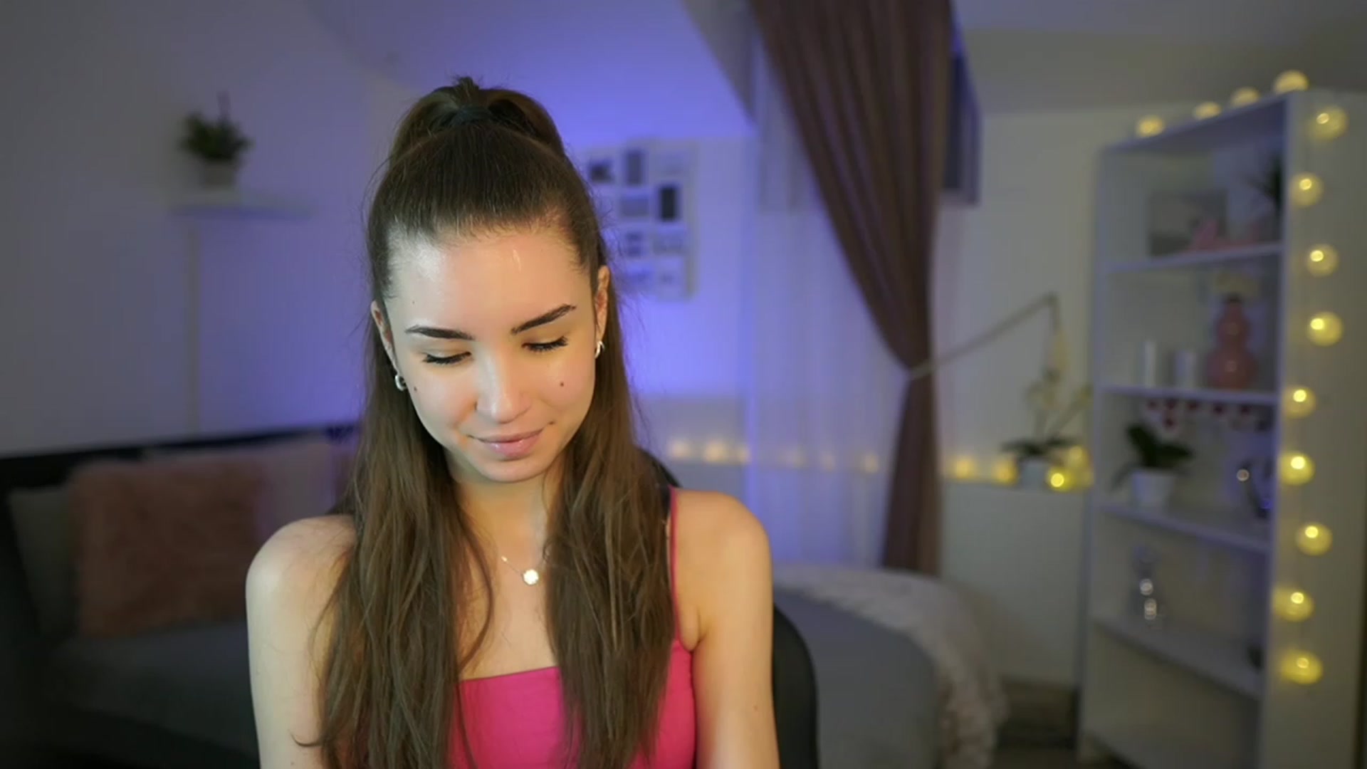 Gallery image thumbnail from Shy_jane's myfreecams stream on, 02/26/2023, 14:14 image 5 of 20