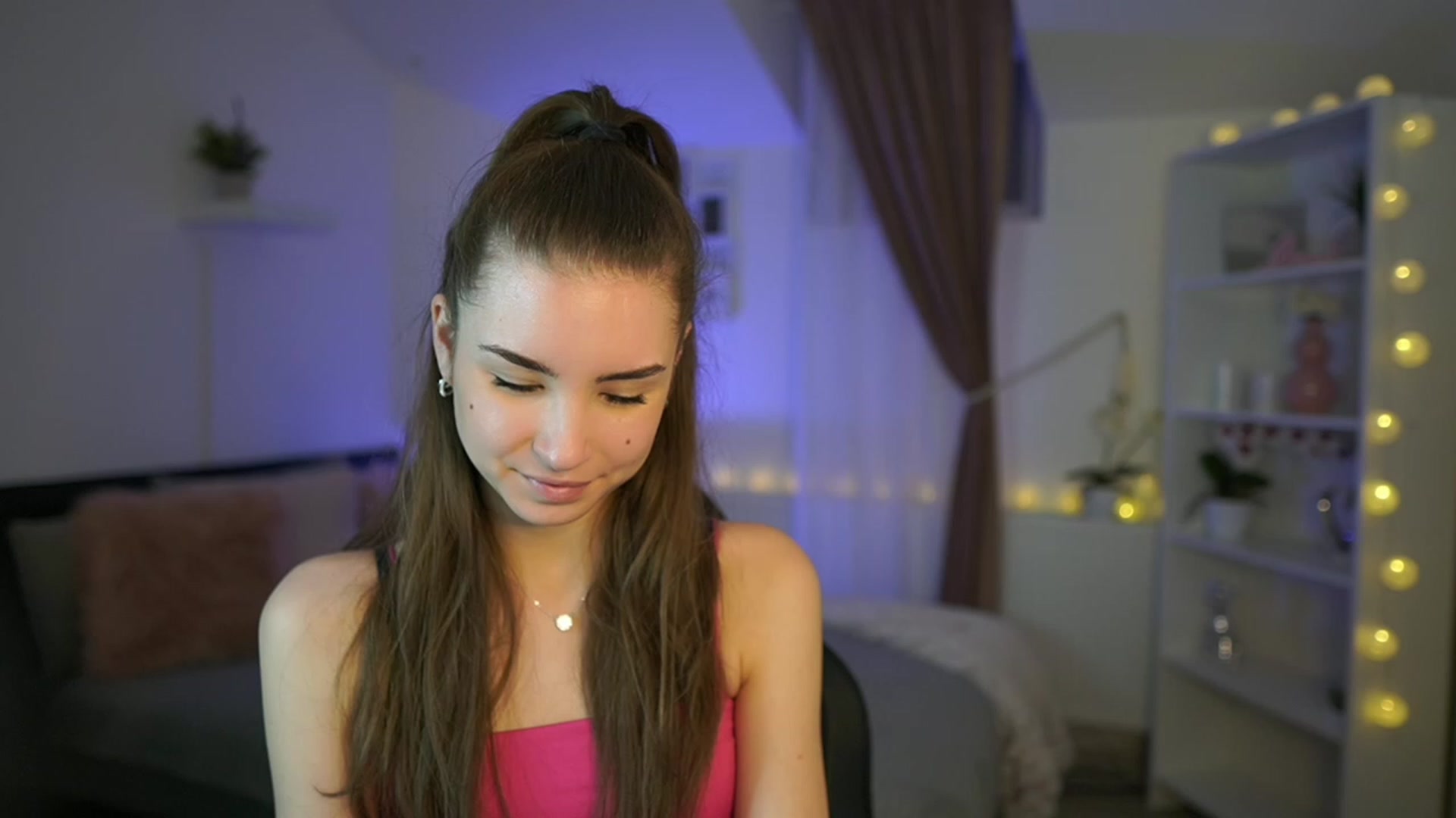 Gallery image thumbnail from Shy_jane's myfreecams stream on, 02/26/2023, 14:14 image 2 of 20