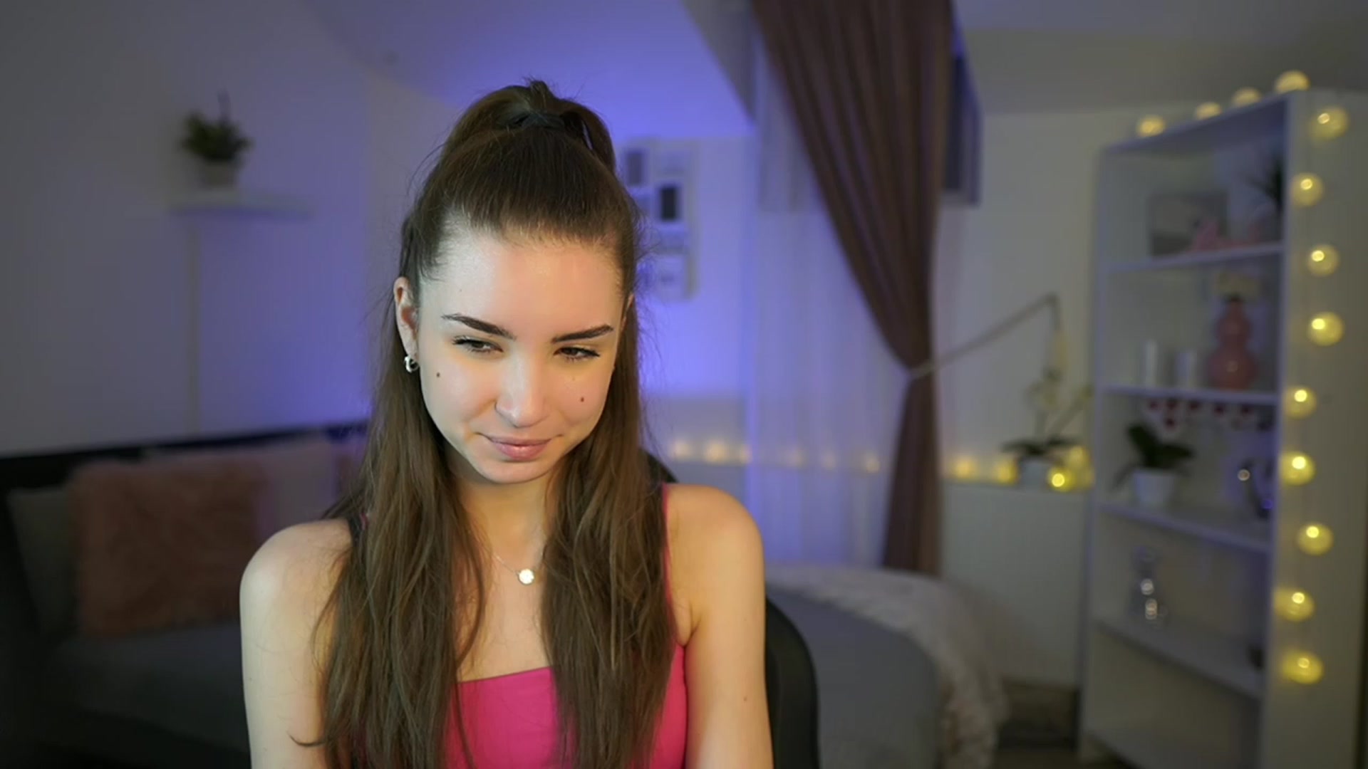 Gallery image thumbnail from Shy_jane's myfreecams stream on, 02/26/2023, 14:14 image 7 of 20