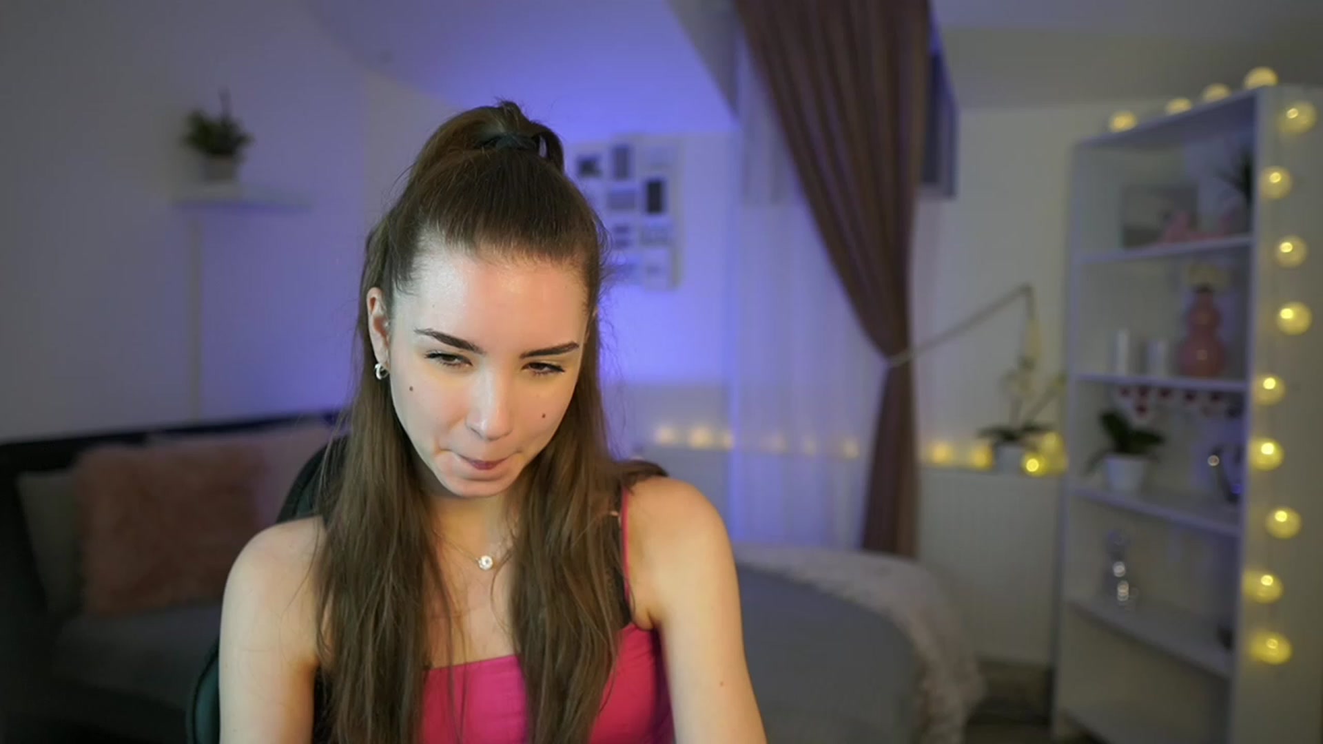 Gallery image thumbnail from Shy_jane's myfreecams stream on, 02/26/2023, 14:14 image 17 of 20