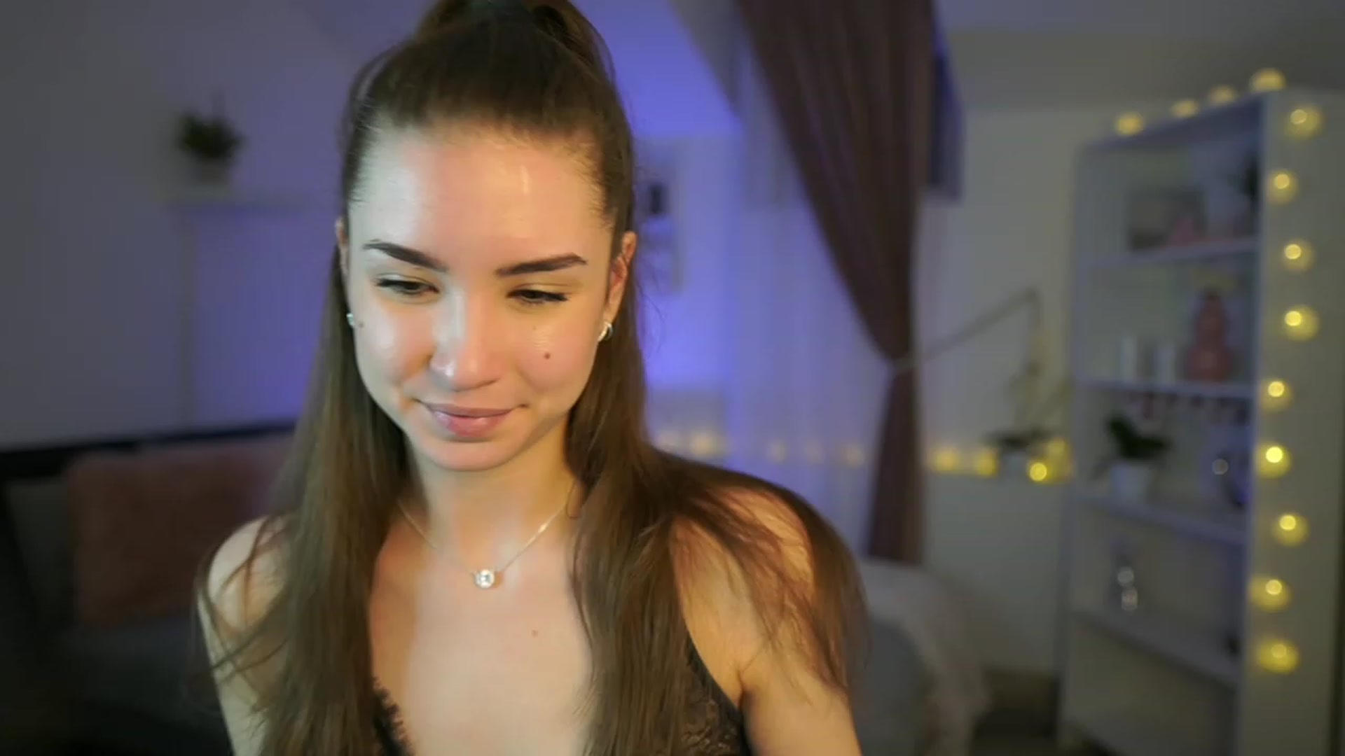 Gallery image thumbnail from Shy_jane's myfreecams stream on, 02/26/2023, 16:42 image 8 of 20