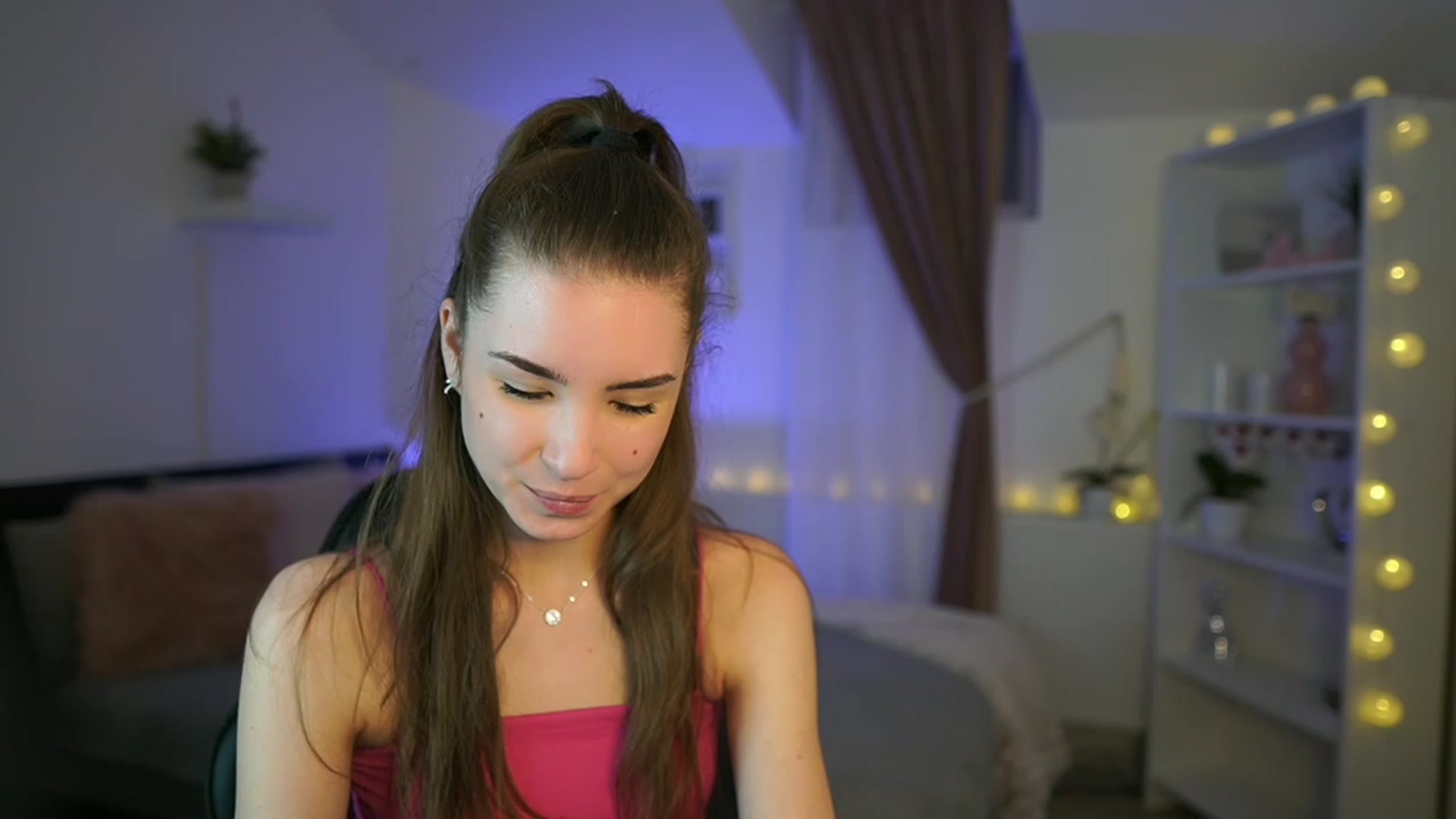 Gallery image thumbnail from Shy_jane's myfreecams stream on, 02/26/2023, 16:42 image 16 of 20