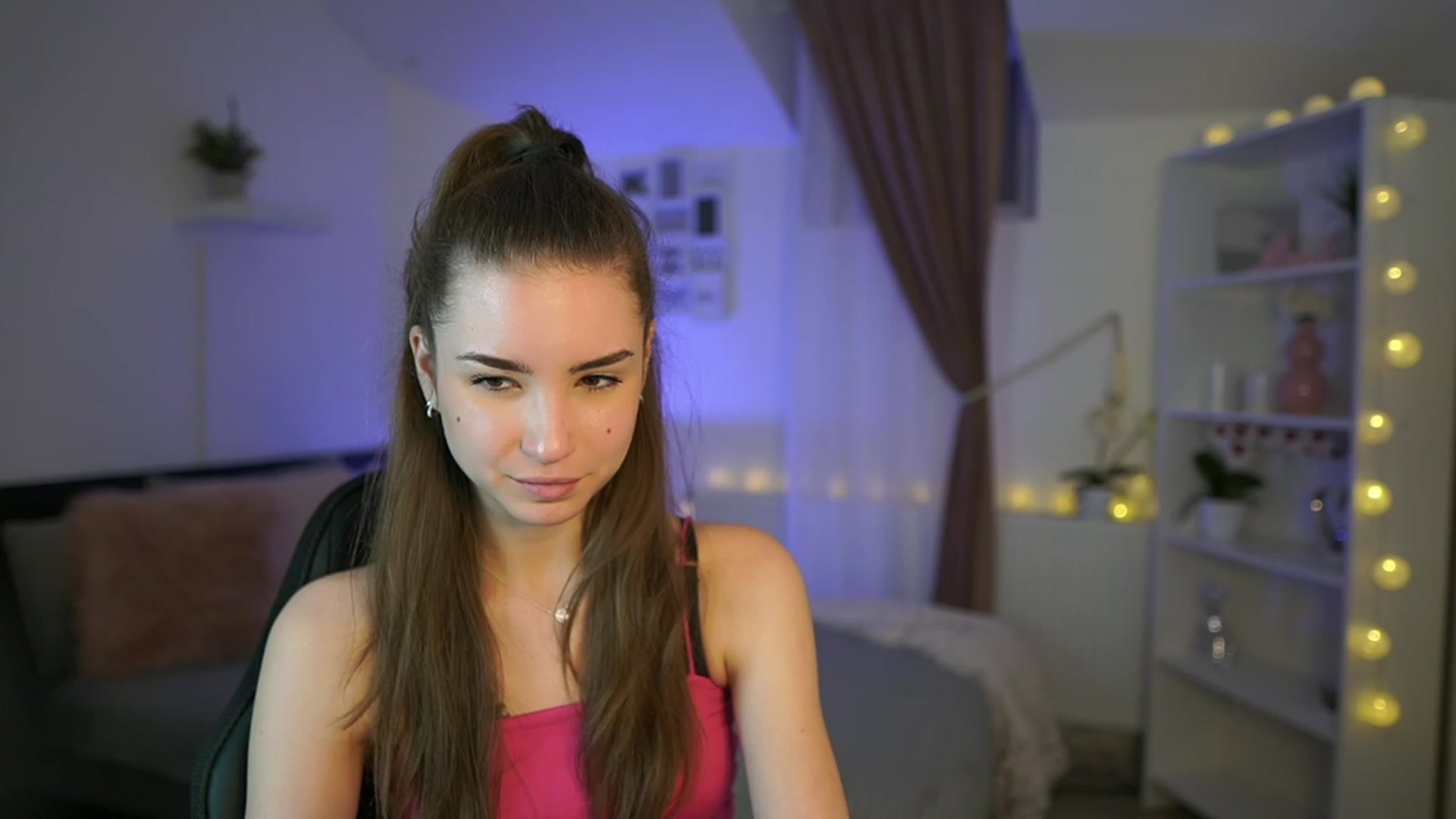 Gallery image thumbnail from Shy_jane's myfreecams stream on, 02/26/2023, 18:01 image 14 of 20