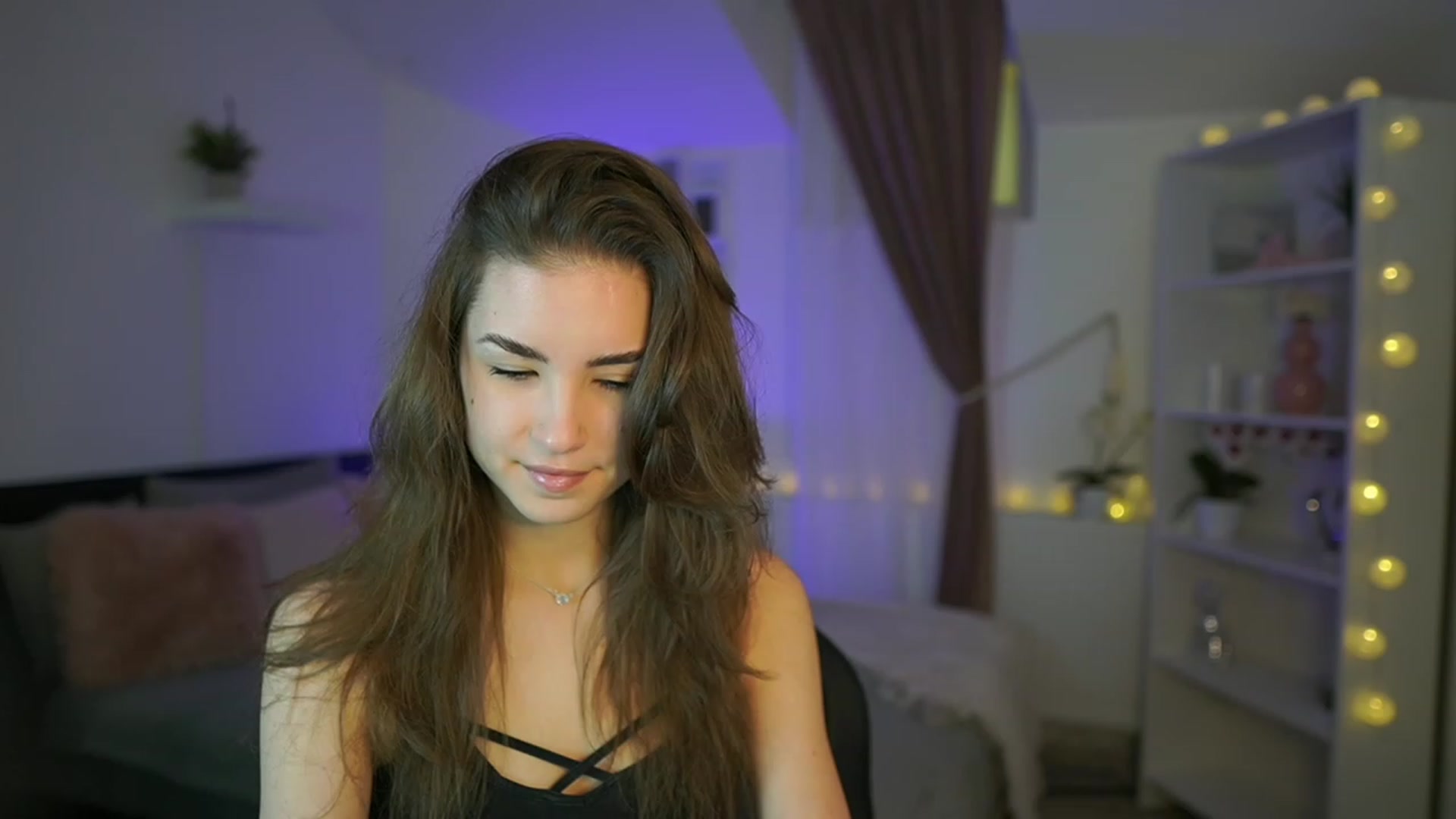 Gallery image thumbnail from Shy_jane's myfreecams stream on, 02/27/2023, 14:23 image 6 of 20