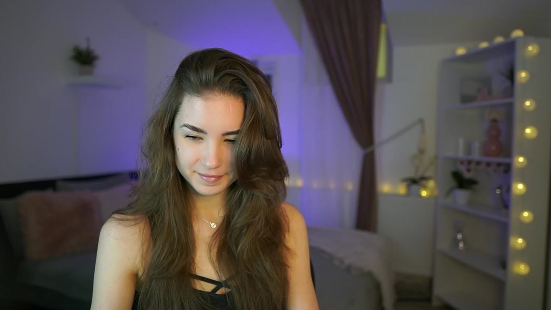 Gallery image thumbnail from Shy_jane's myfreecams stream on, 02/27/2023, 15:39 image 1 of 20