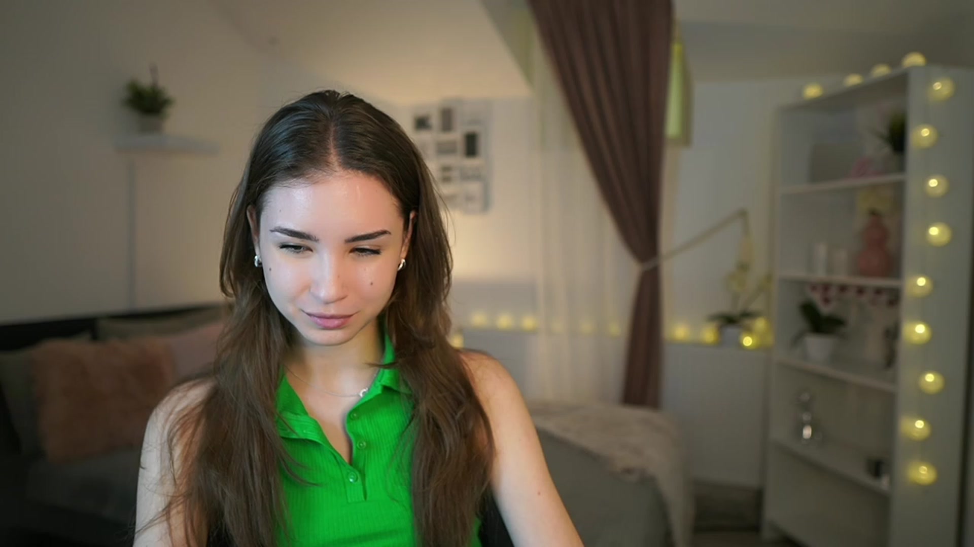 Gallery image thumbnail from Shy_jane's myfreecams stream on, 02/28/2023, 14:50 image 15 of 20