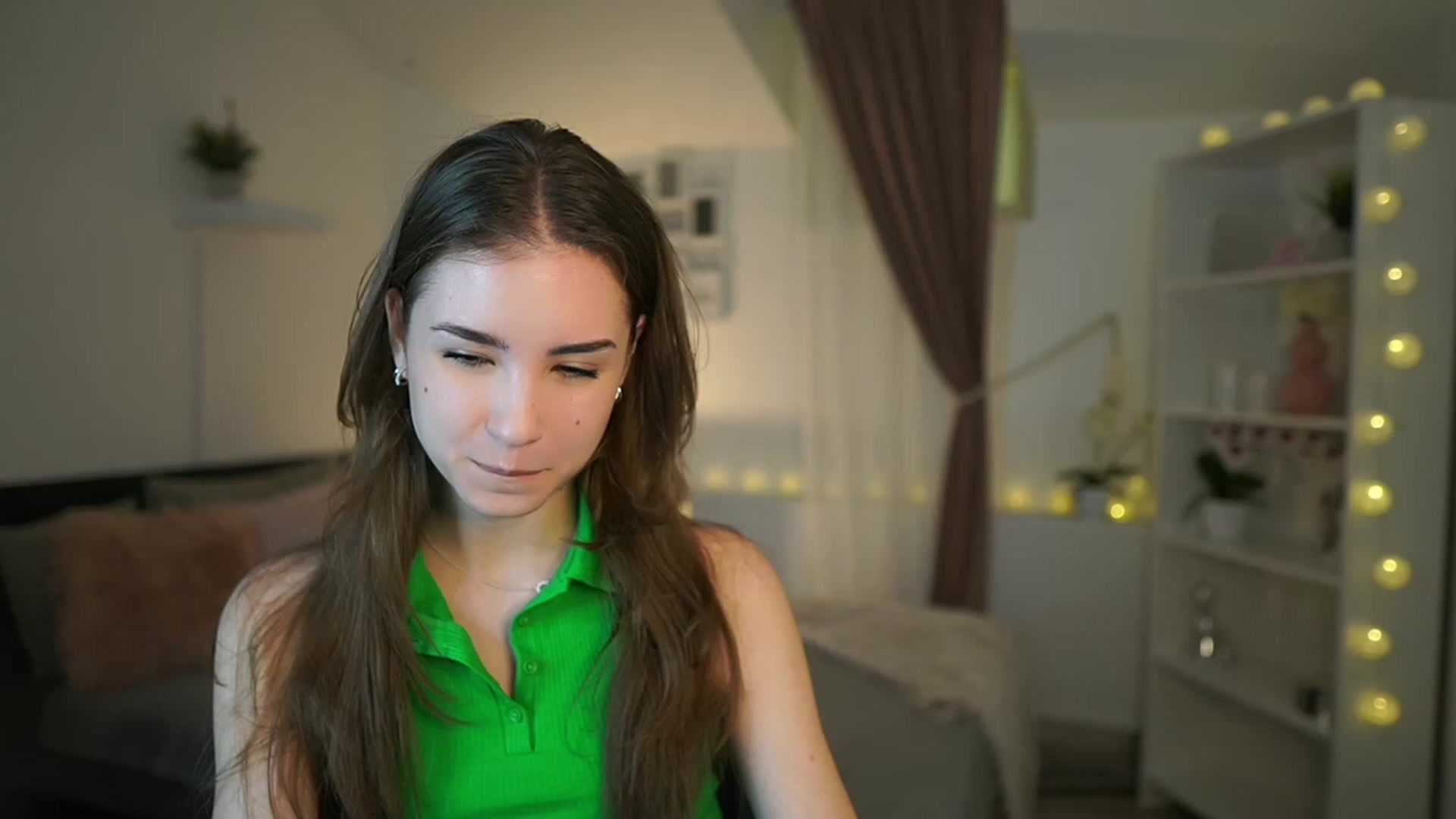 Gallery image thumbnail from Shy_jane's myfreecams stream on, 02/28/2023, 14:50 image 14 of 20