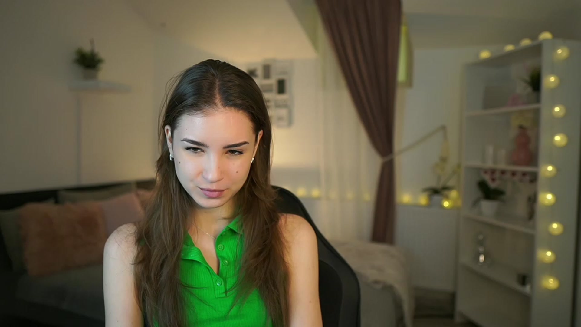 Gallery image thumbnail from Shy_jane's myfreecams stream on, 02/28/2023, 14:50 image 4 of 20