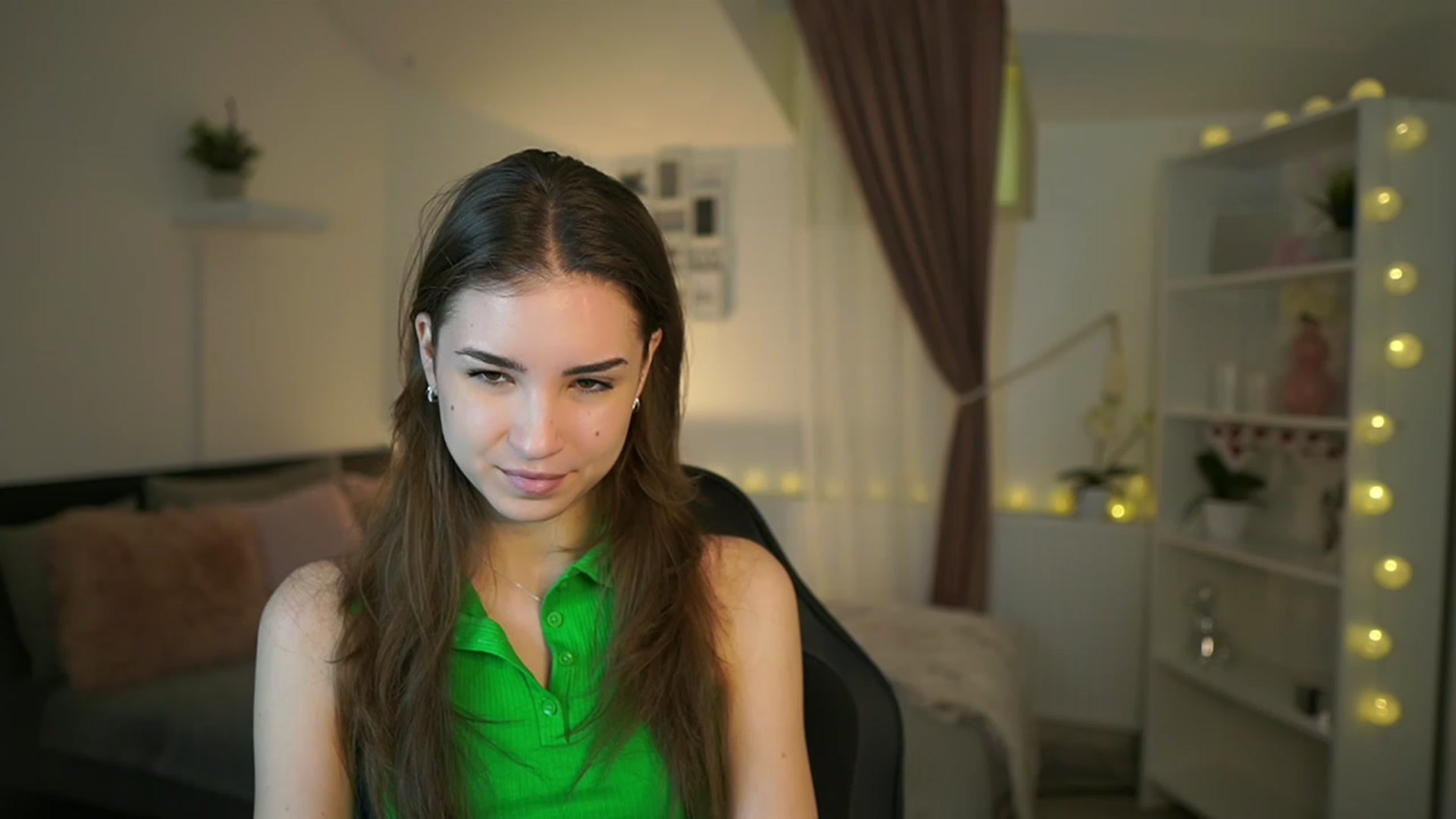 Gallery image thumbnail from Shy_jane's myfreecams stream on, 02/28/2023, 14:50 image 5 of 20