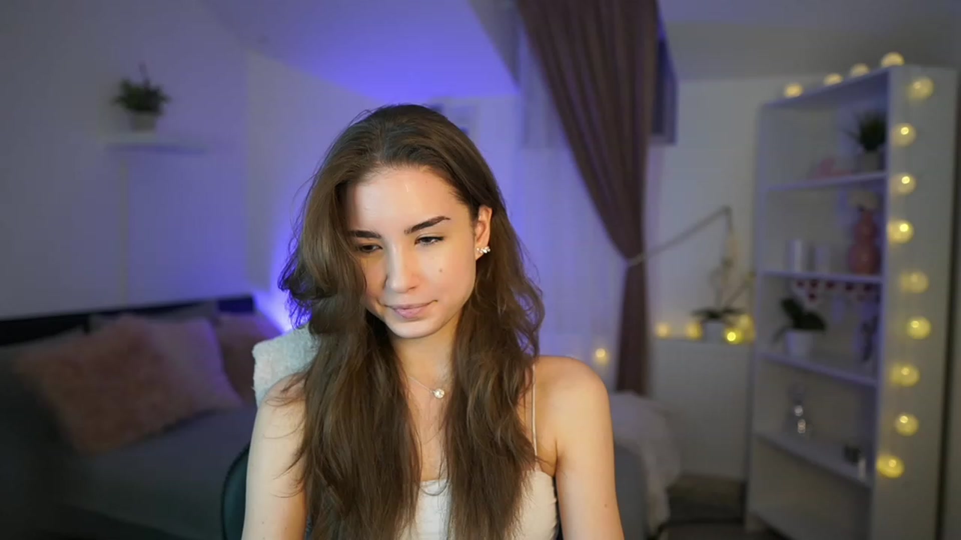 Gallery image thumbnail from Shy_jane's myfreecams stream on, 03/02/2023, 11:23 image 4 of 20