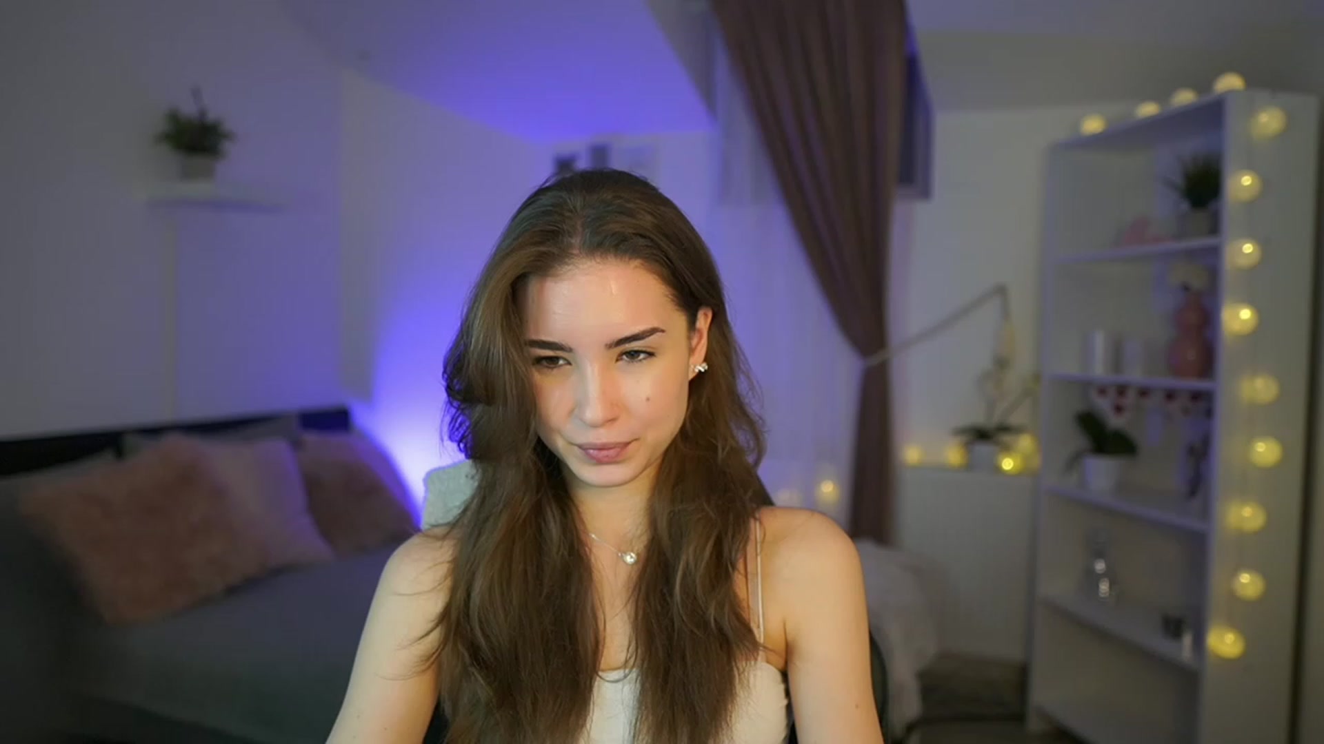 Gallery image thumbnail from Shy_jane's myfreecams stream on, 03/02/2023, 11:23 image 2 of 20