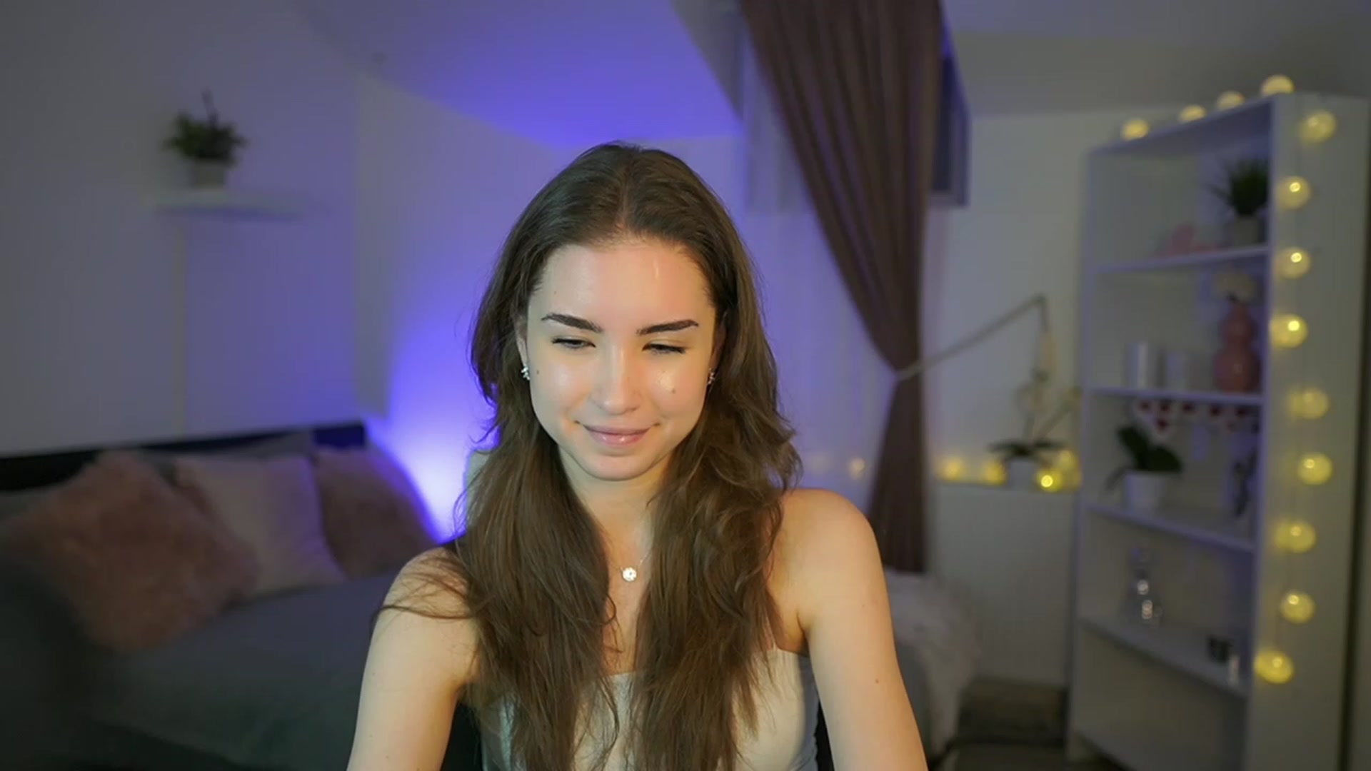 Gallery image thumbnail from Shy_jane's myfreecams stream on, 03/02/2023, 13:53 image 4 of 20