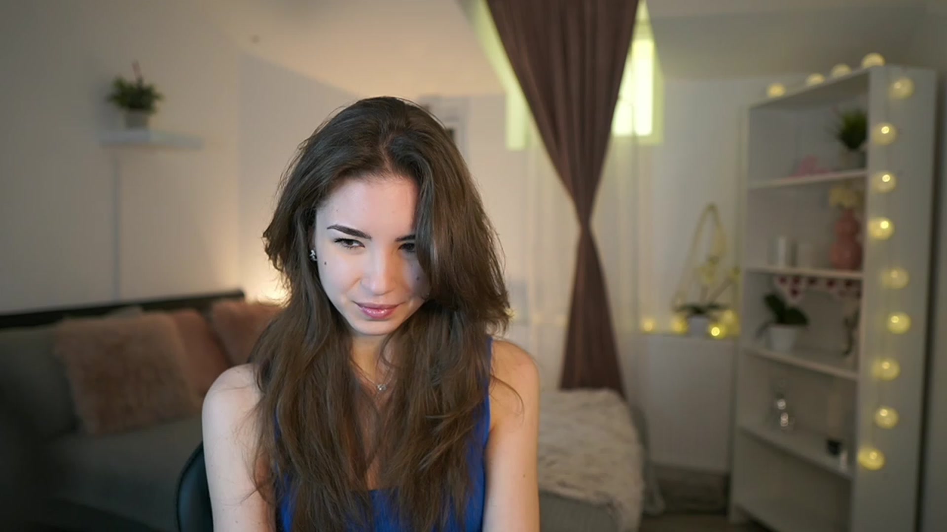 Gallery image thumbnail from Shy_jane's myfreecams stream on, 03/05/2023, 09:53 image 3 of 20