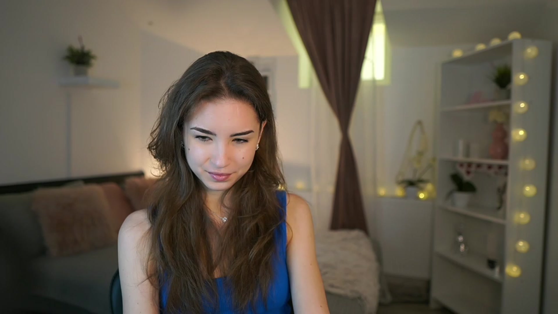Gallery image thumbnail from Shy_jane's myfreecams stream on, 03/05/2023, 09:53 image 8 of 20