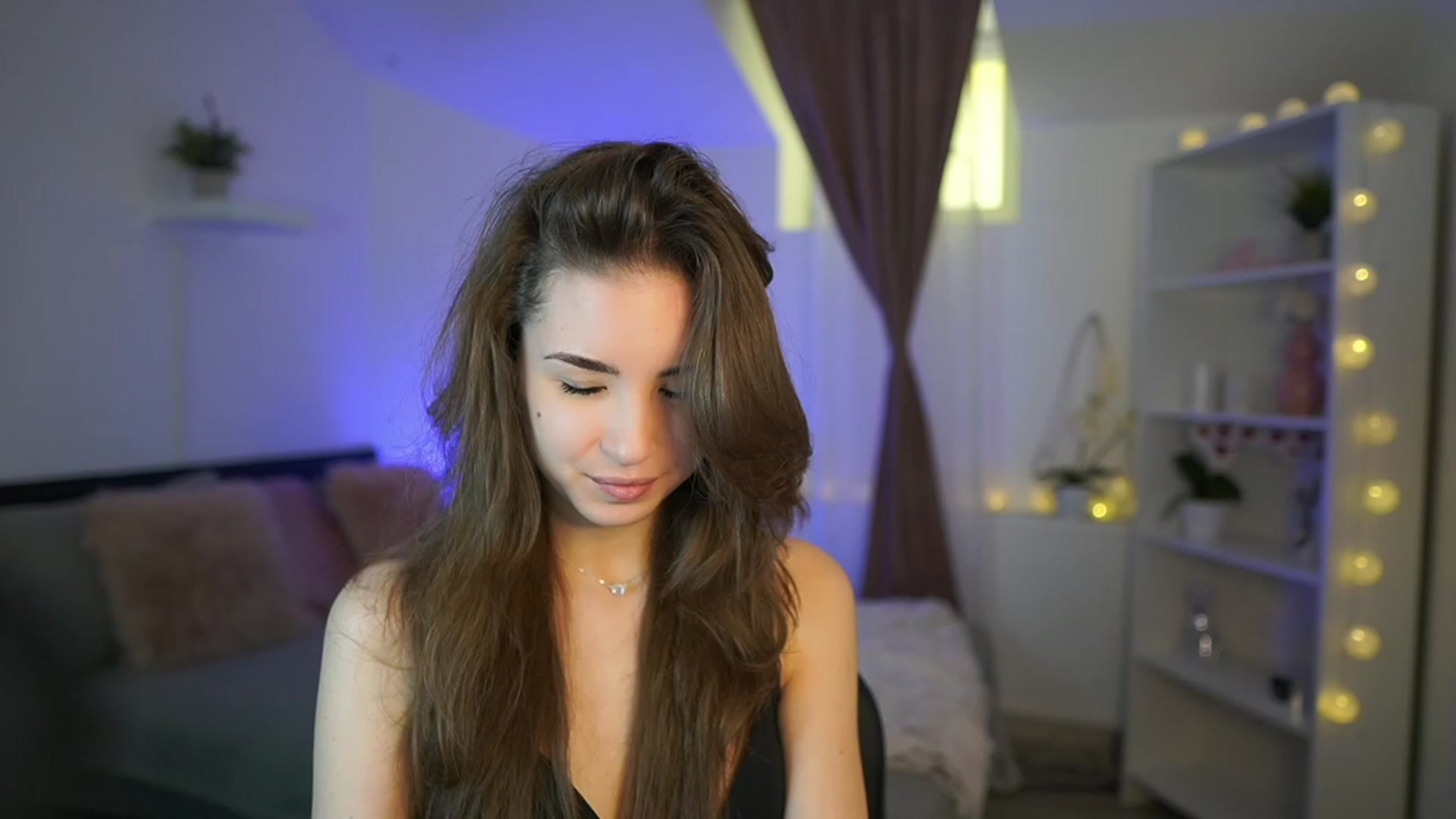 Gallery image thumbnail from Shy_jane's myfreecams stream on, 03/05/2023, 10:17 image 12 of 20