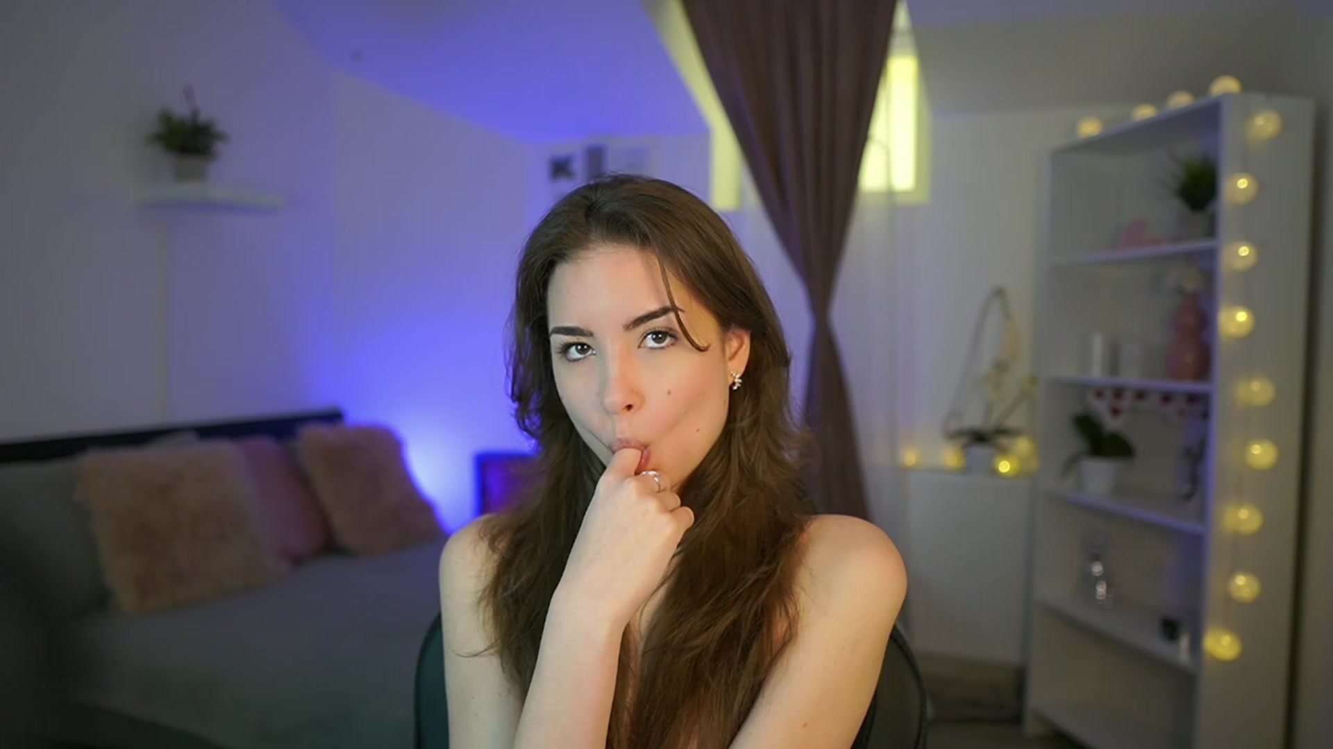 Gallery image thumbnail from Shy_jane's myfreecams stream on, 03/05/2023, 10:46 image 4 of 20
